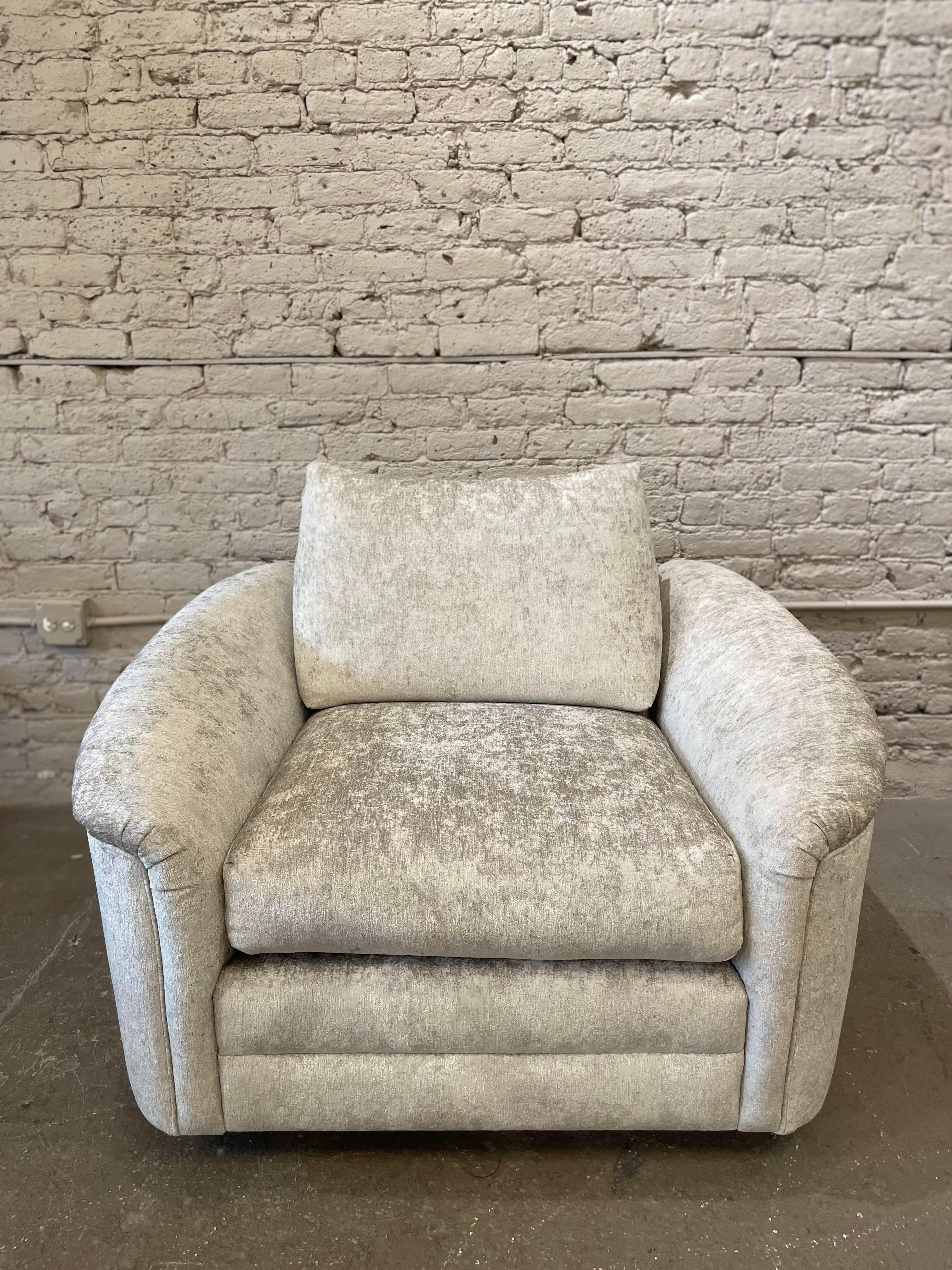American 1980s Oversized Postmodern Swivel Chair and Ottoman Reupholstered - Set of 2 For Sale