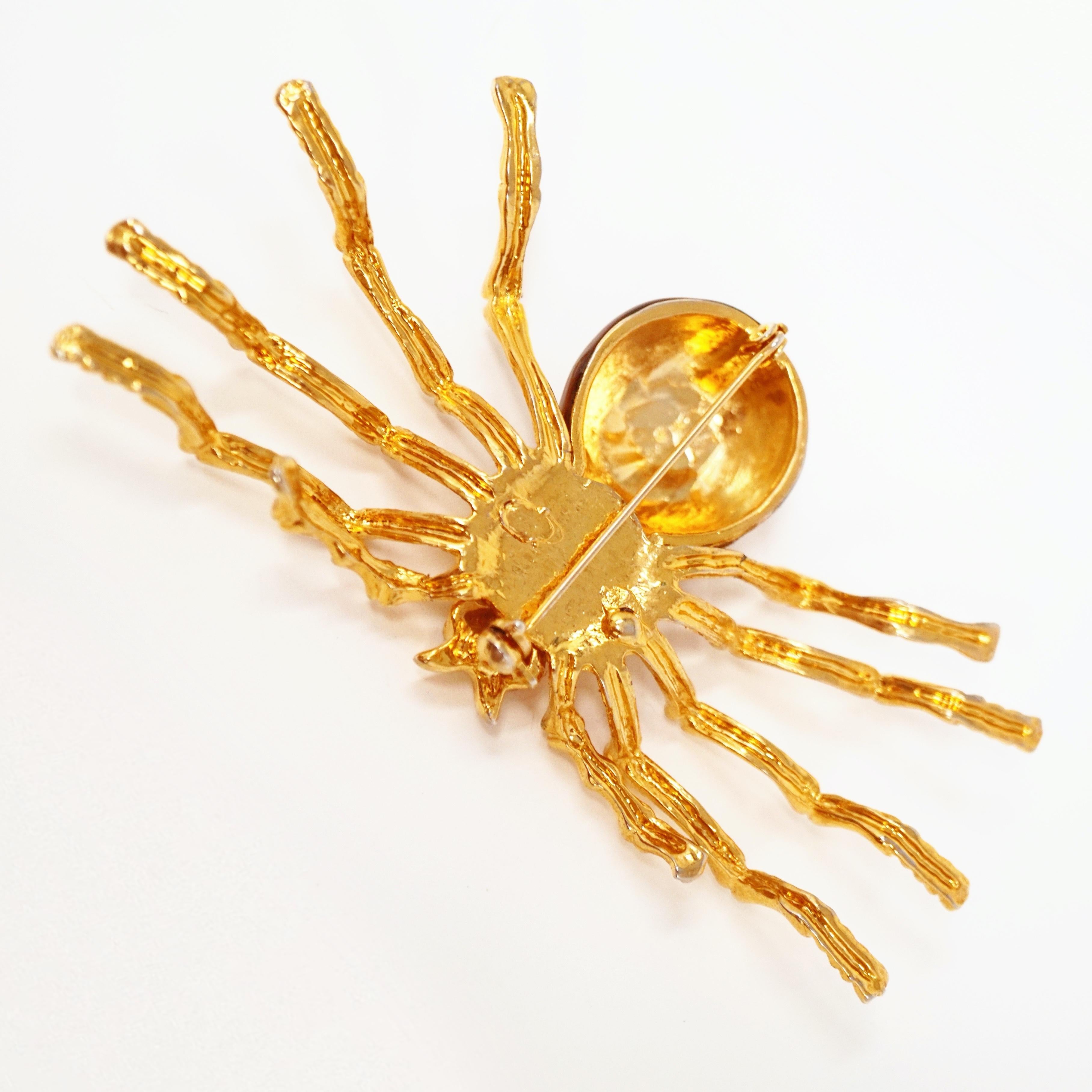 1980s Oversized Spider Gilt & Enamel Statement Costume Brooch with Rhinestones For Sale 6
