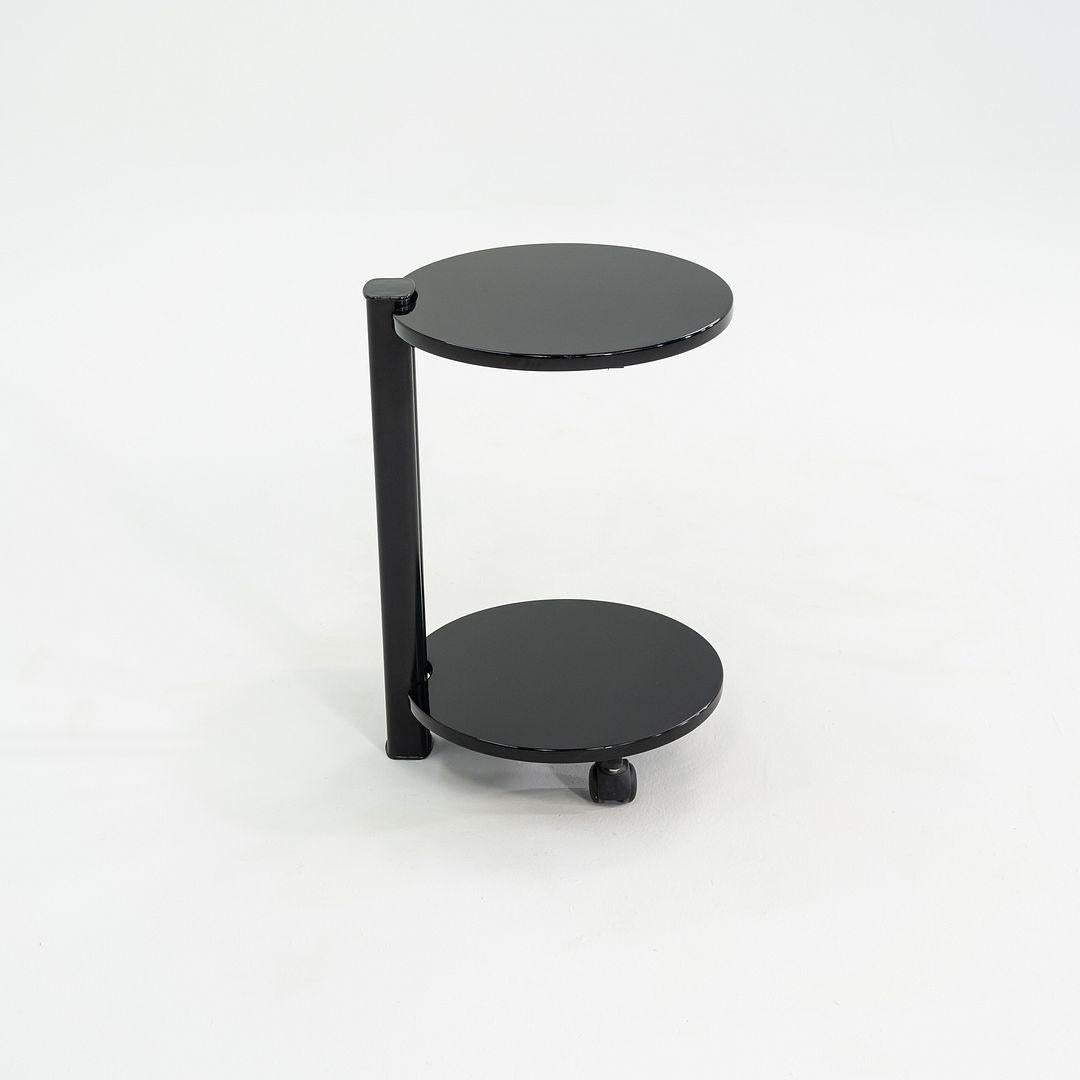 1980 Pace Collection Table d'appoint laquée noire sur roulettes en vente 5