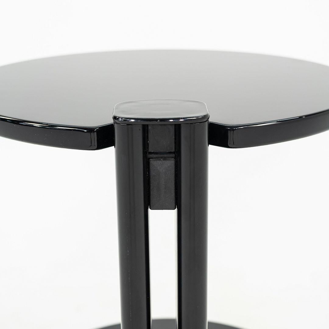 1980 Pace Collection Table d'appoint laquée noire sur roulettes en vente 2