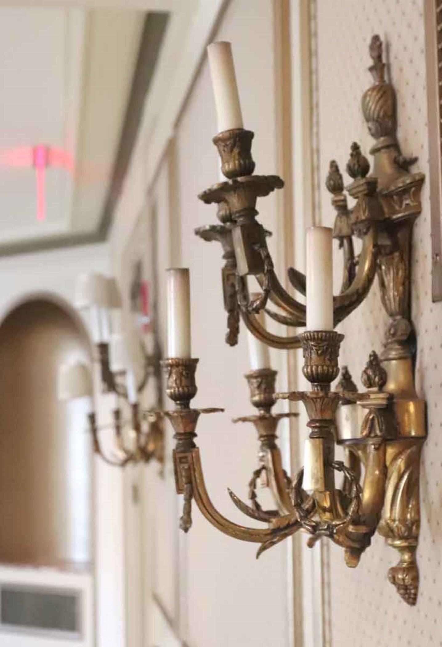 Pair of 5 Light Cast Bronze Sconces from the Conrad Suite Waldorf Astoria In Good Condition In New York, NY