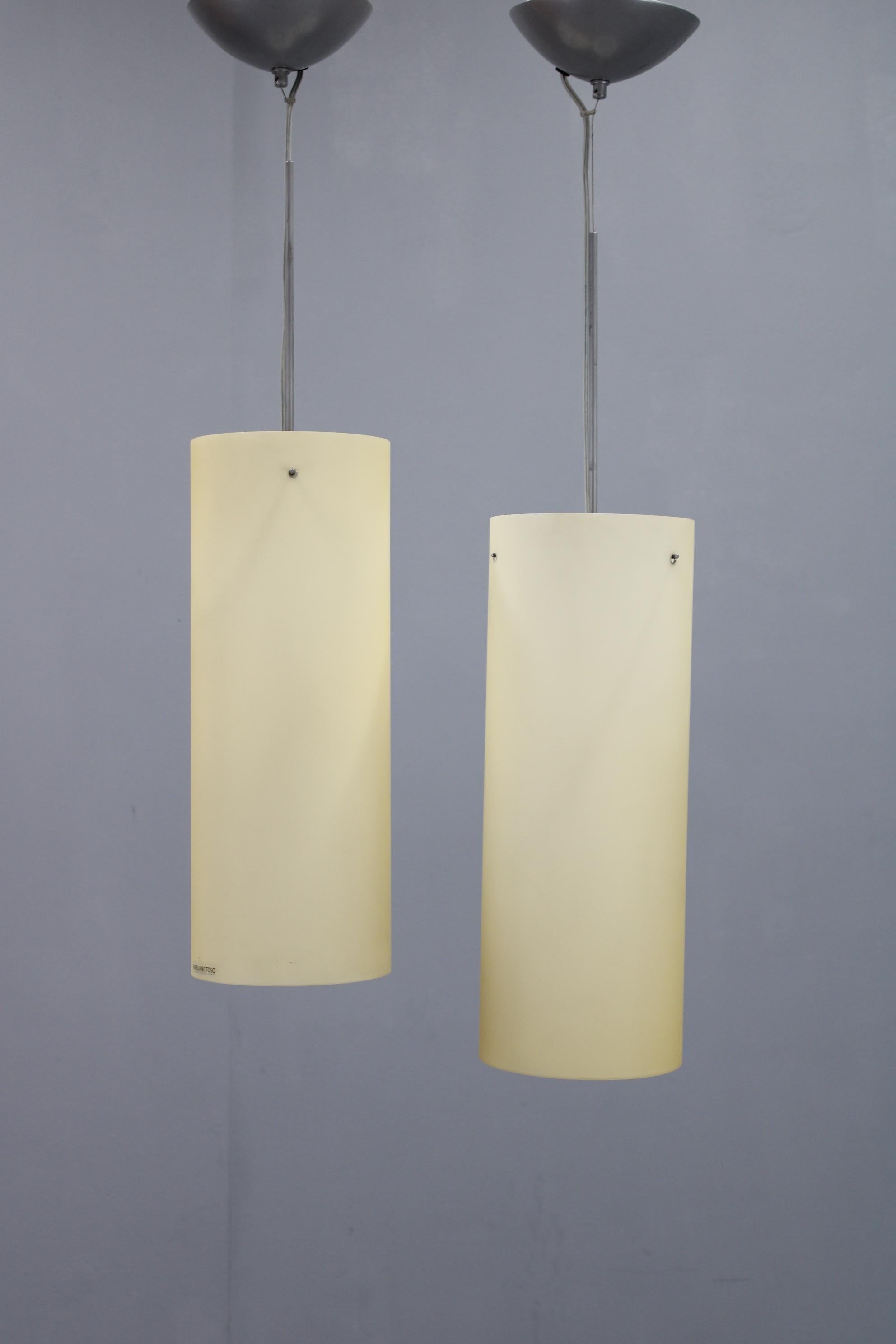 - Lucidato, 1 x  Lampadina E26-E27
- Compatibile con il cablaggio degli Stati Uniti 
- Piccoli segni d'uso
