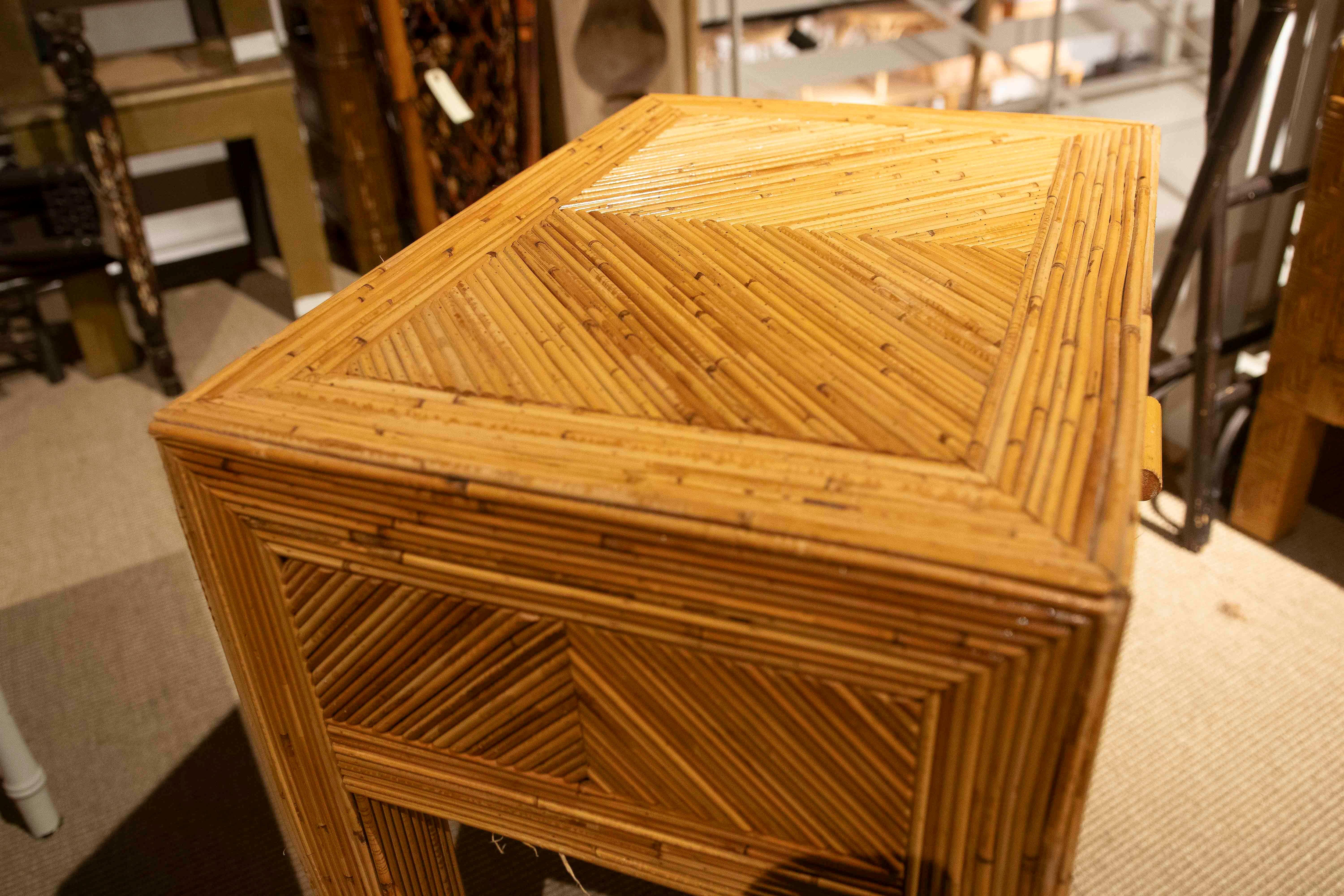 1980s Pair of Bamboo Bedside Tables with Drawers  For Sale 11