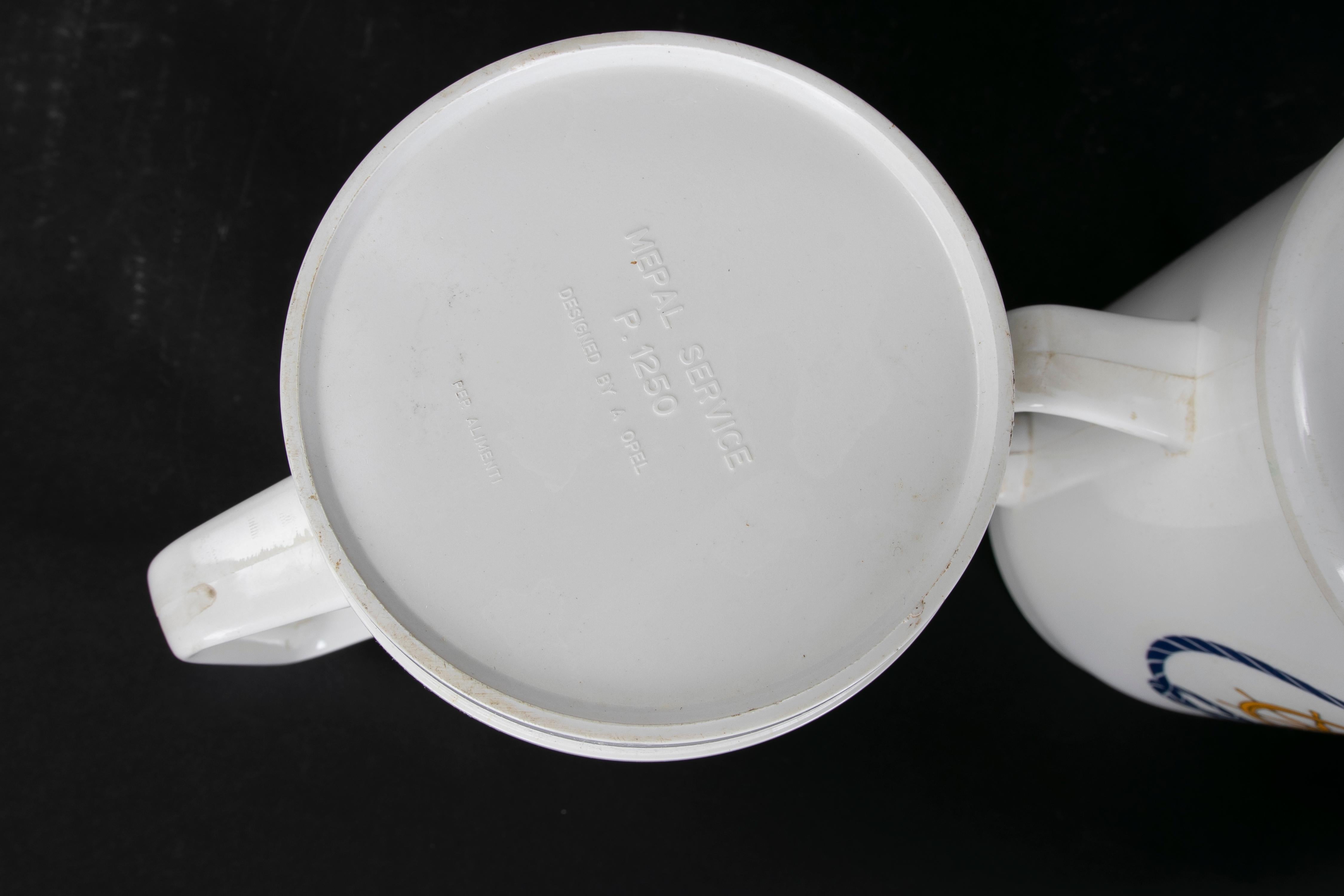 XX secolo Coppia di tazze da barca degli anni '80 con decorazioni di marinai. Opel in vendita