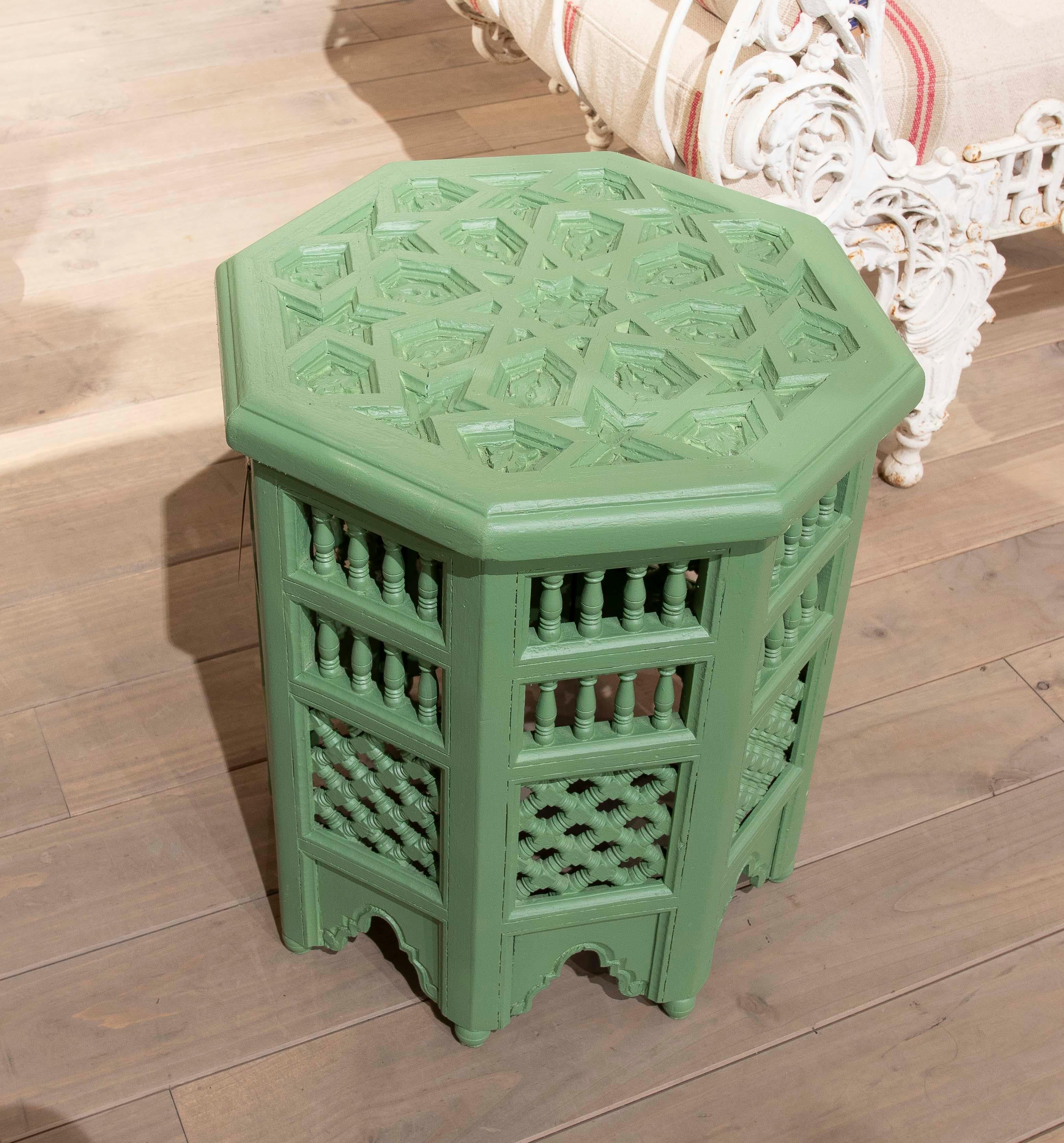 20th Century 1980s Pair of Carved Wooden Side Tables in Arabic Style in Green Colour