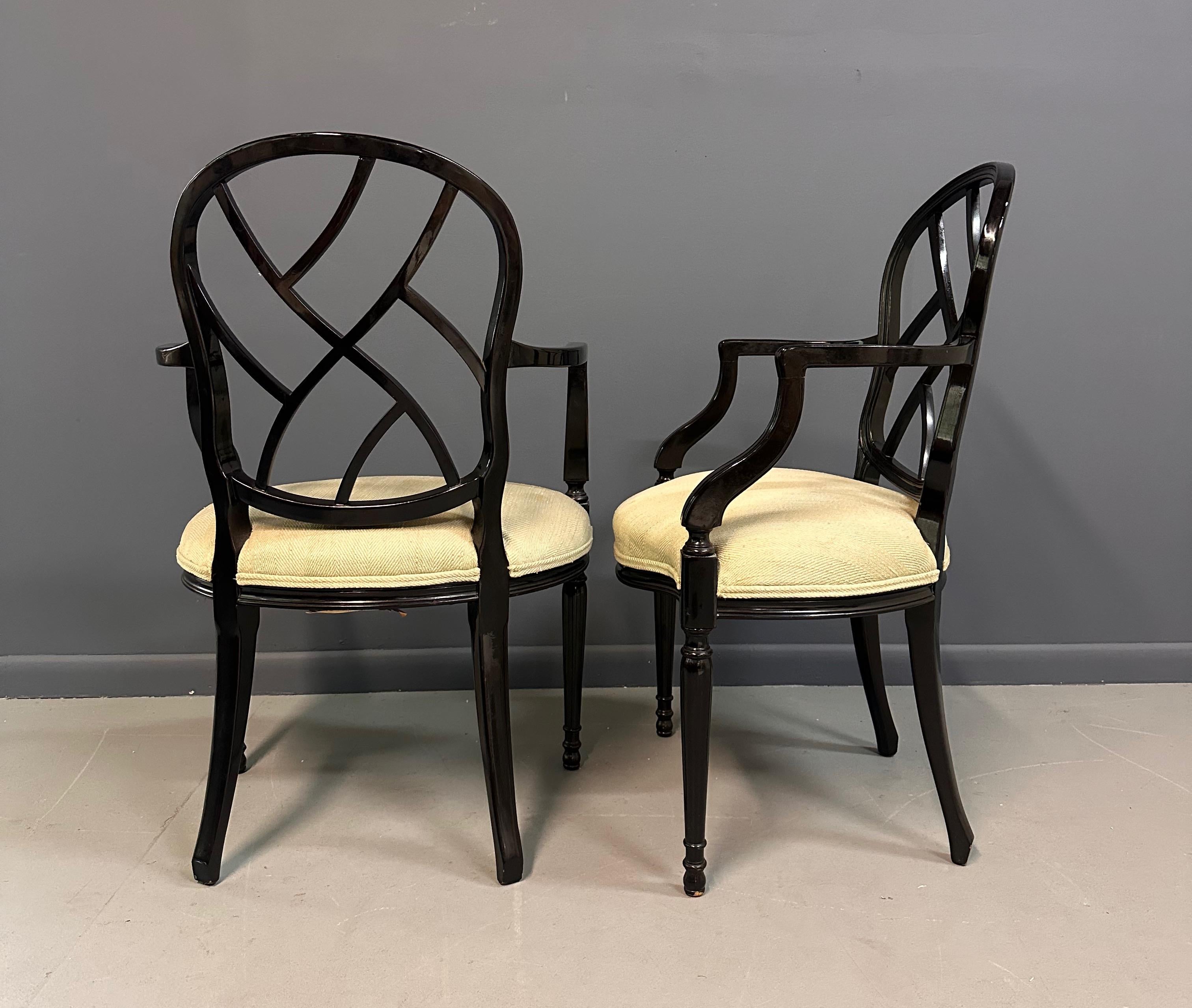 Coppia di poltrone in lacca nera Century Furniture degli anni '80 in vendita 1