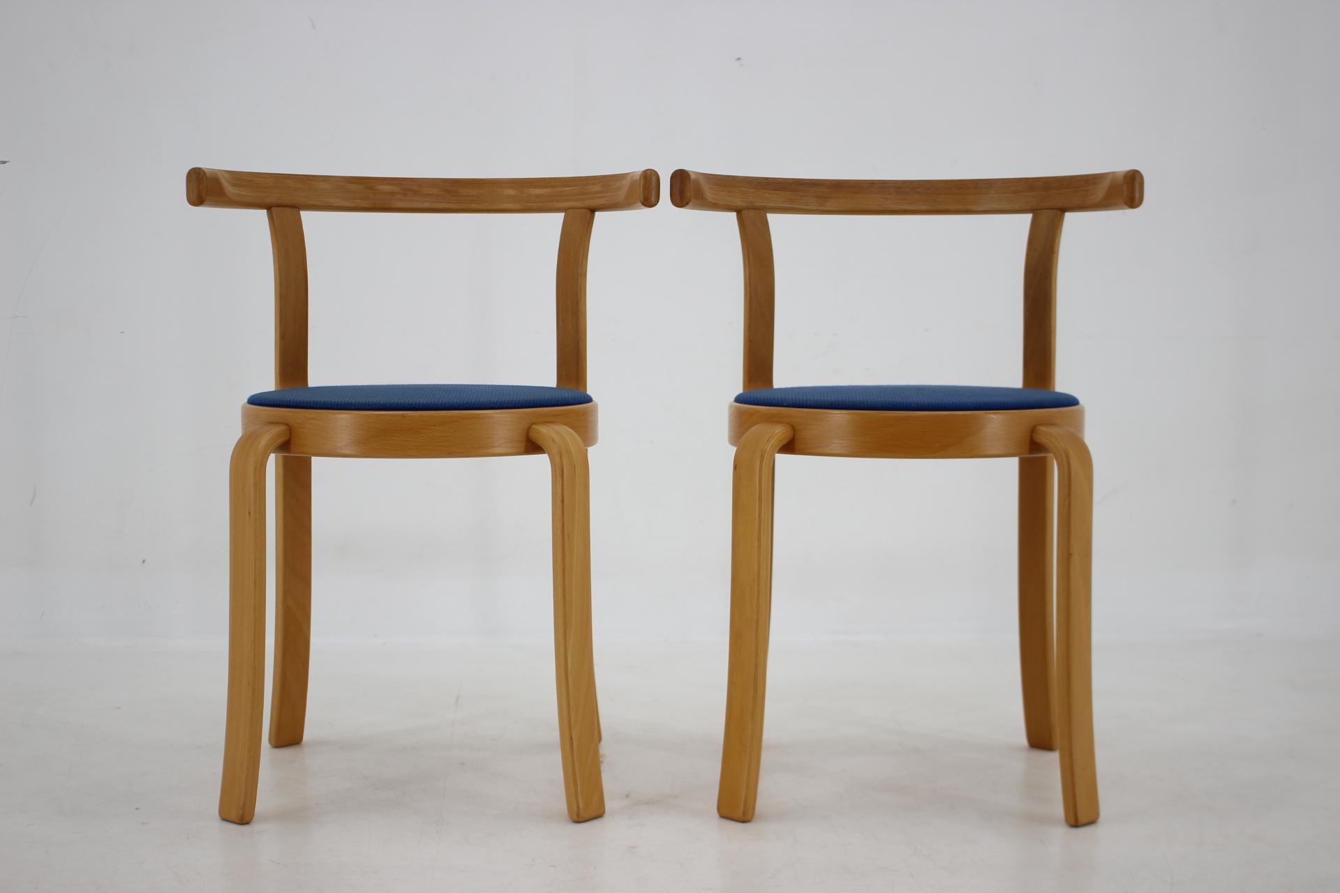 Designed by Rud Thygesen and Johnny Sorensen during the 1980s 
Cleaned and repolished 
Height of seat 45 cm.