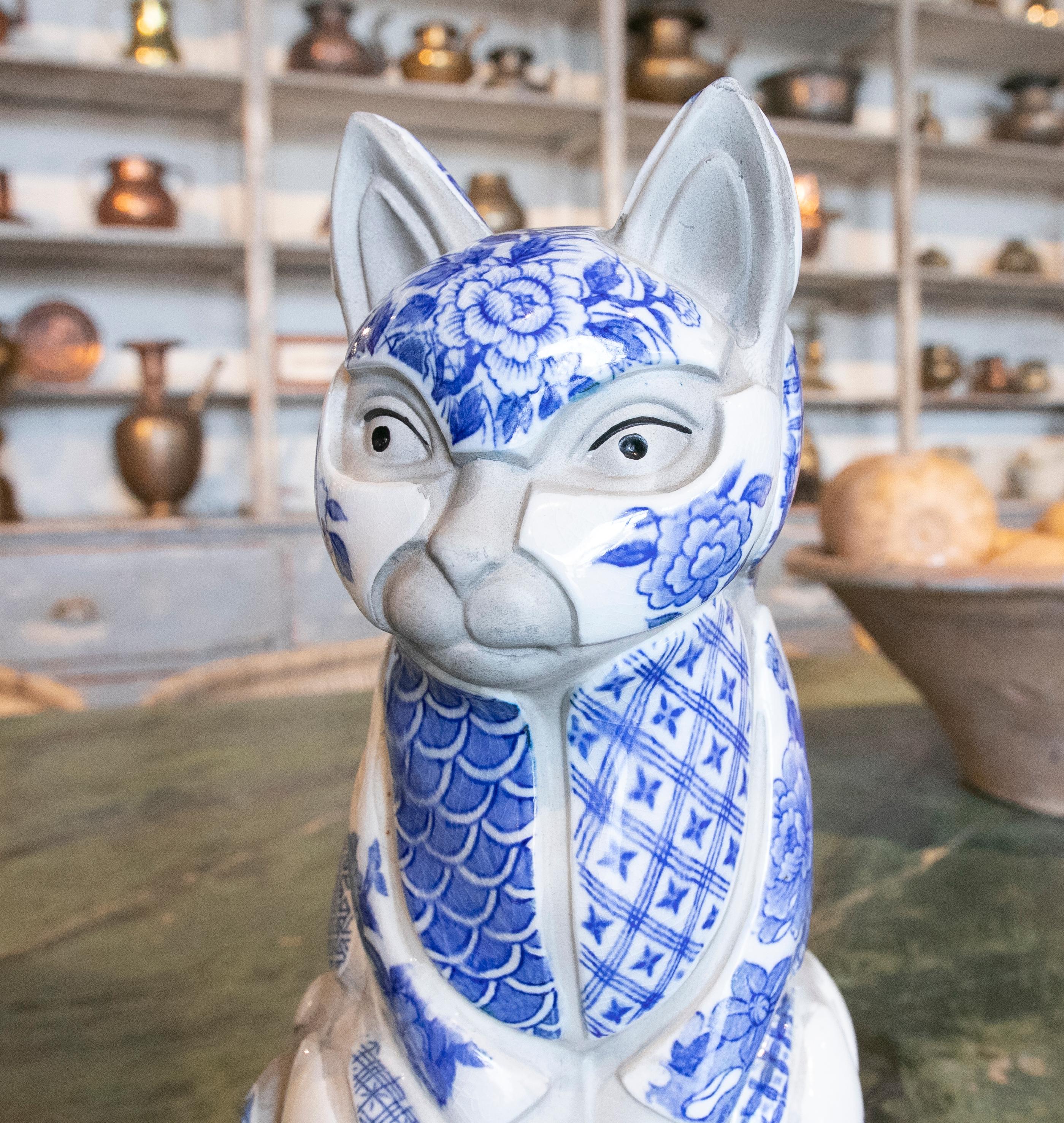 1980s Pair of Delft Ceramic Cats 2