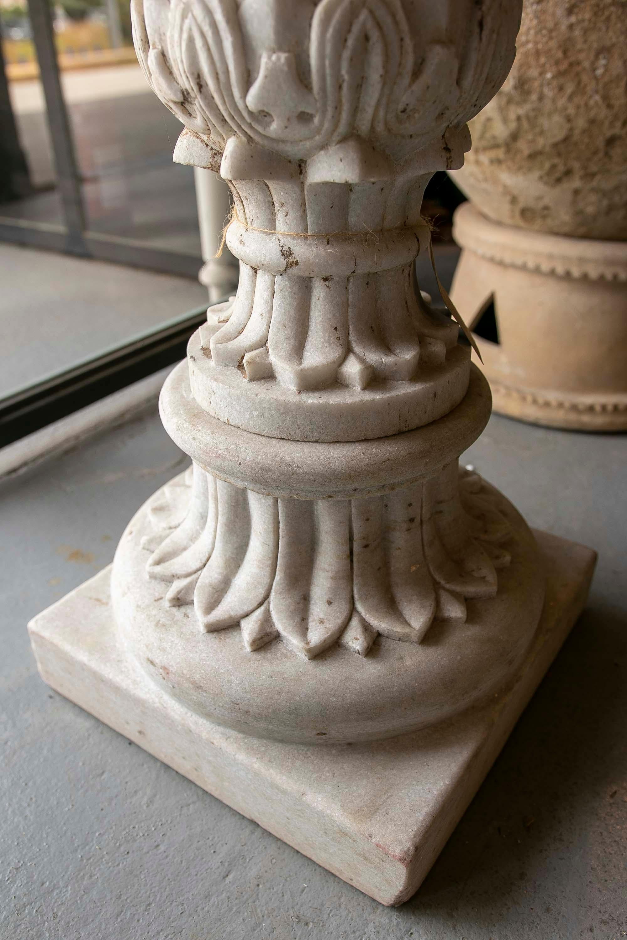 1980s Pair of Hand-Carved Marble Plant Pots For Sale 3