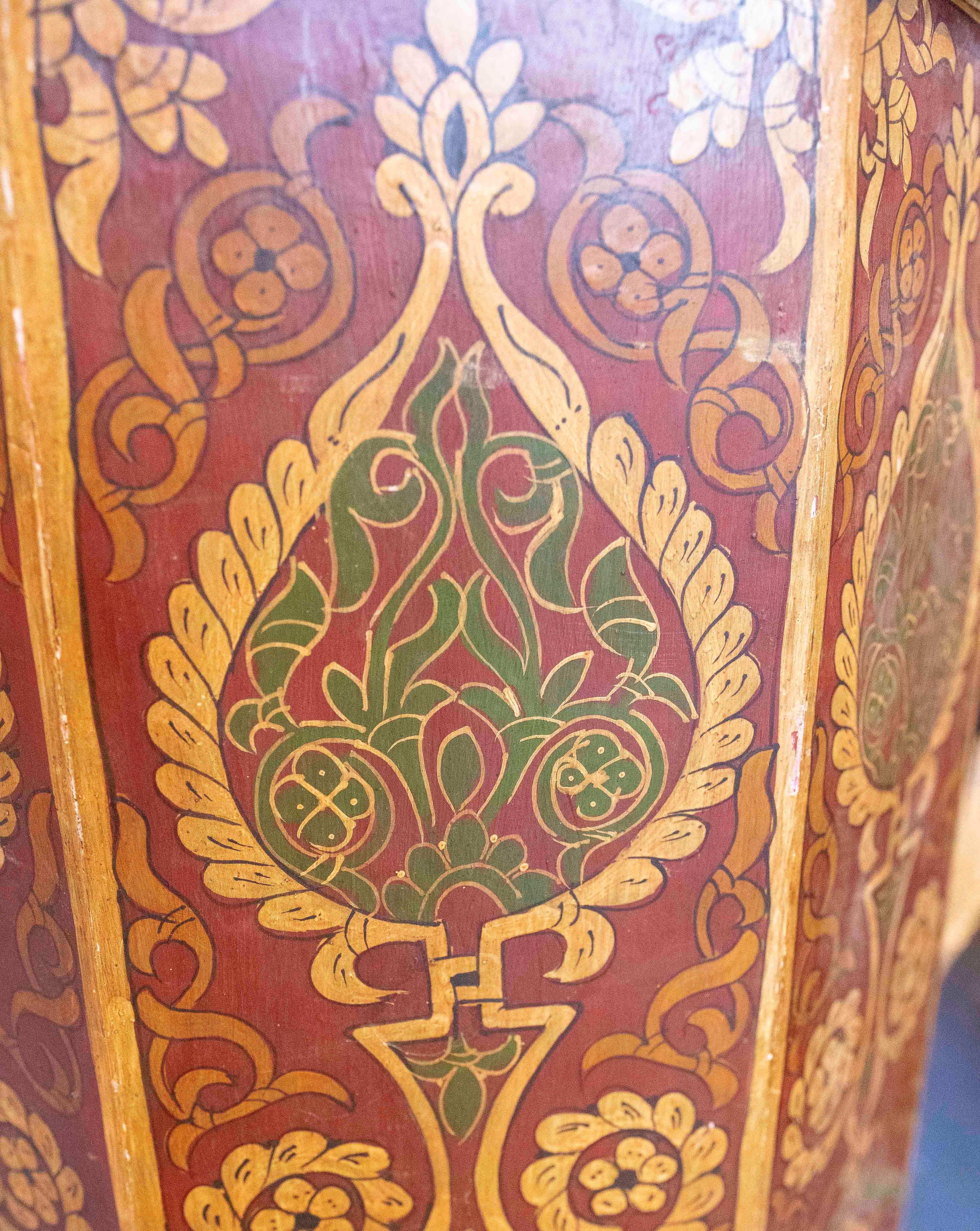 1980s Pair of Hand-painted Moroccan Octagonal Tables, Zelige Tile Top For Sale 7