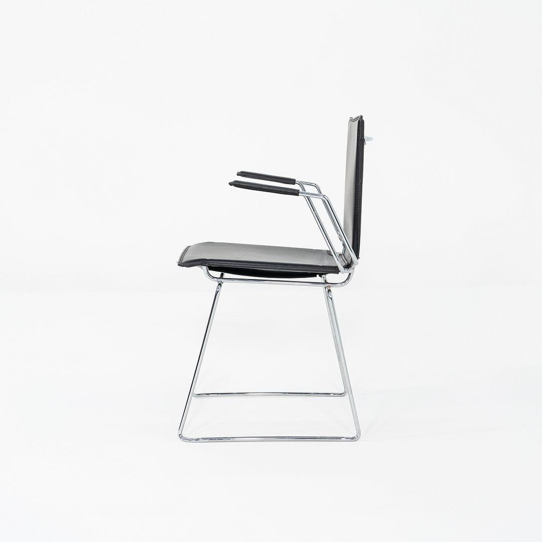 Paire de chaises à accoudoirs en cuir noir Hiroyuki Toyoda pour ICF, années 1980 en vente 3