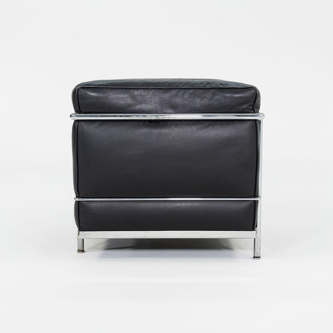 Acier 1980 Paire de chaises longues LC2 Petit Modele Le Corbusier, Jeanneret, Perriand en vente