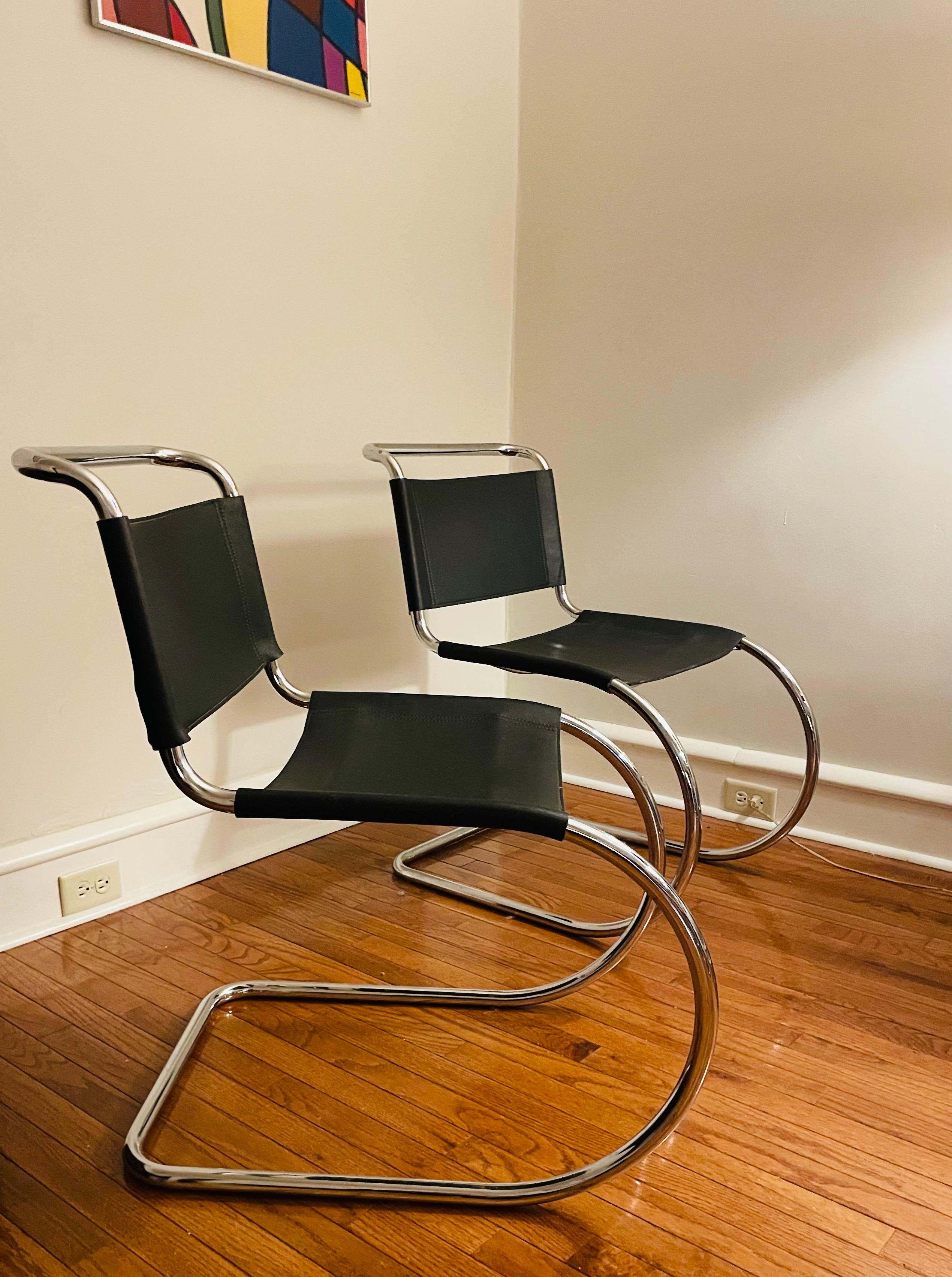 1980s Pair of Ludwig Mies Van Der Rohe MR10 Leather Dining Side Chairs  For Sale 1