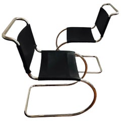 1980s Pair of Ludwig Mies Van Der Rohe MR10 Leather Dining Side Chairs