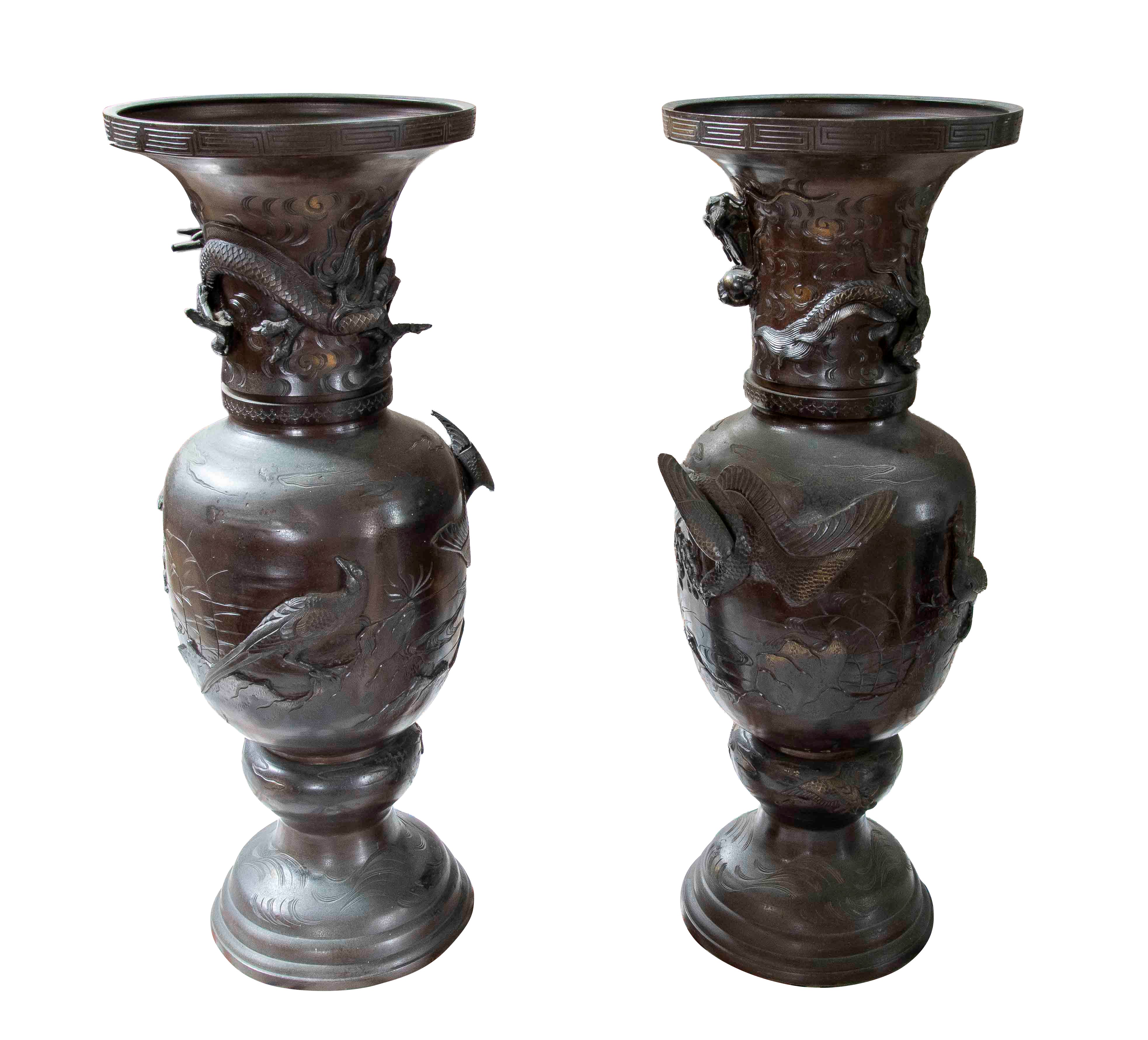 1980s Pair of Oriental Bronze Vases with Reliefs of Birds and Dragons For Sale