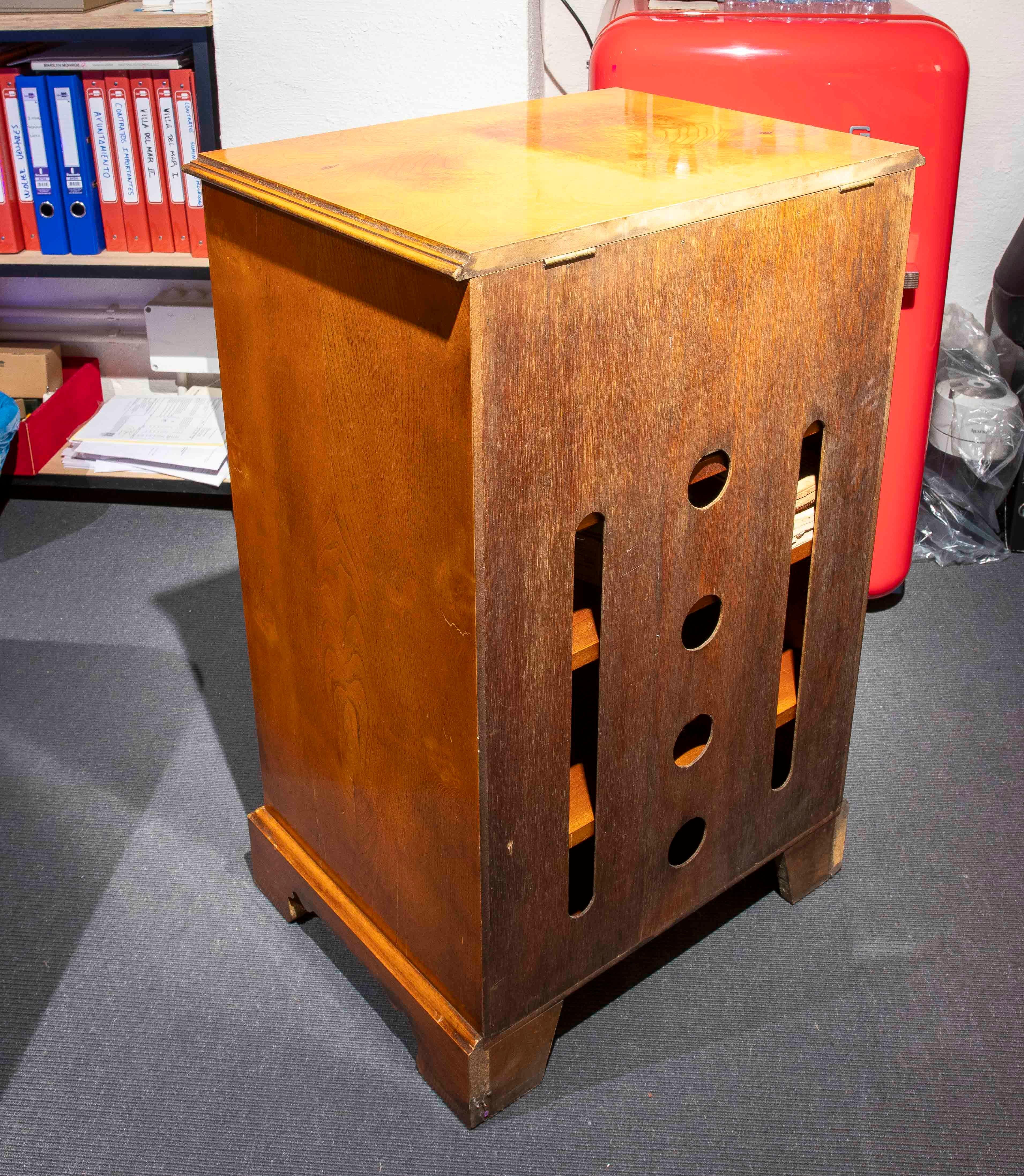 Coppia di mobili Secretaire degli anni '80 con mensole e libreria di design in vendita 6