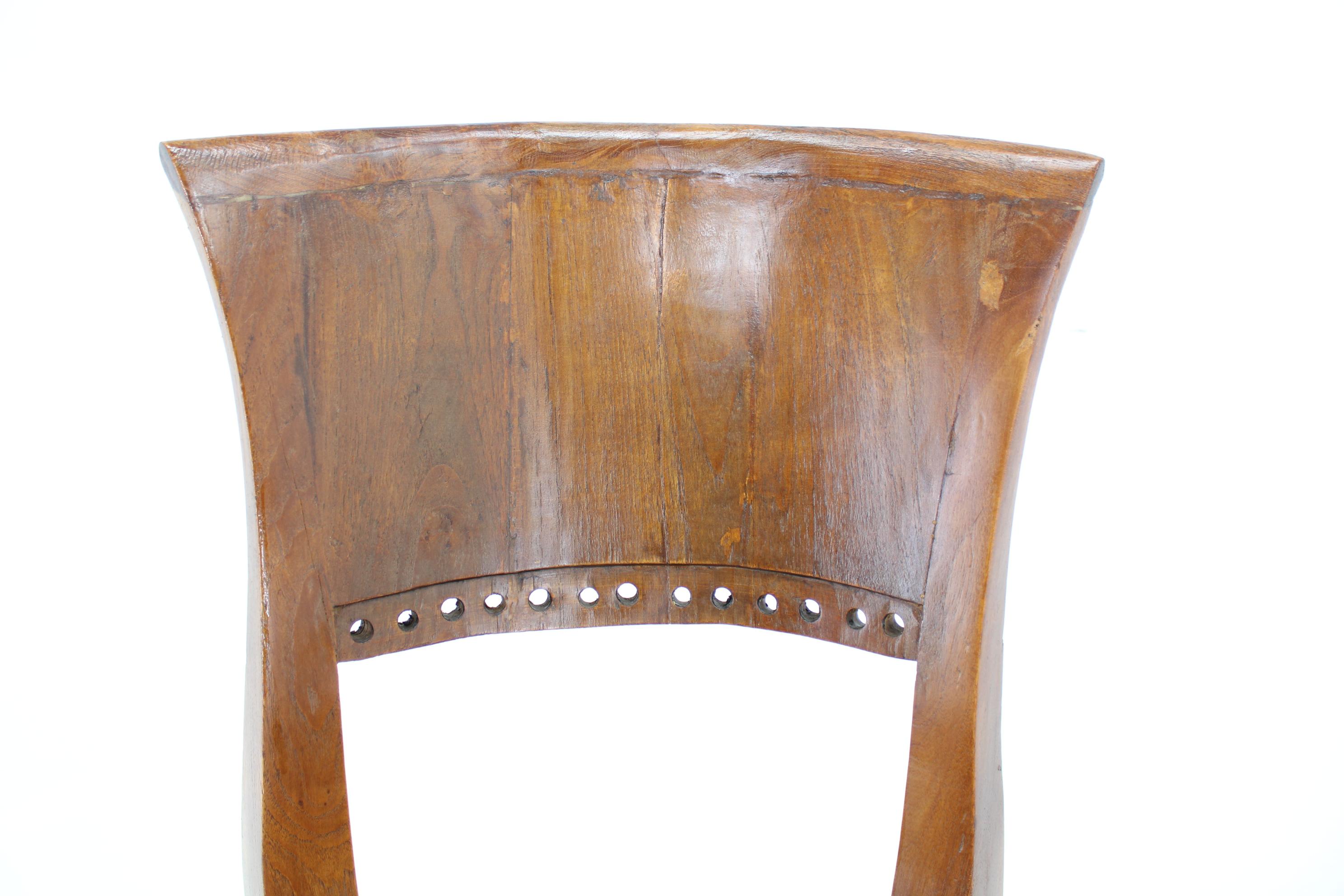  1980s Pair of Solid Teak Chairs, India  For Sale 3
