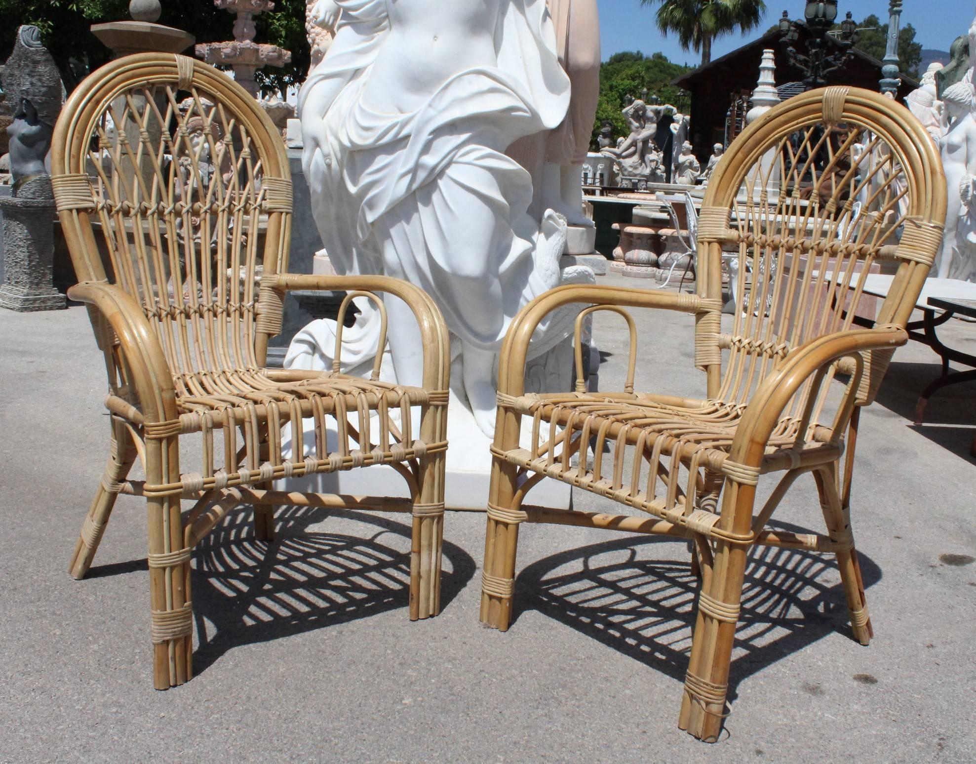 20th Century 1980s Pair of Spanish Bamboo Armchairs with Rounded Back Rest For Sale