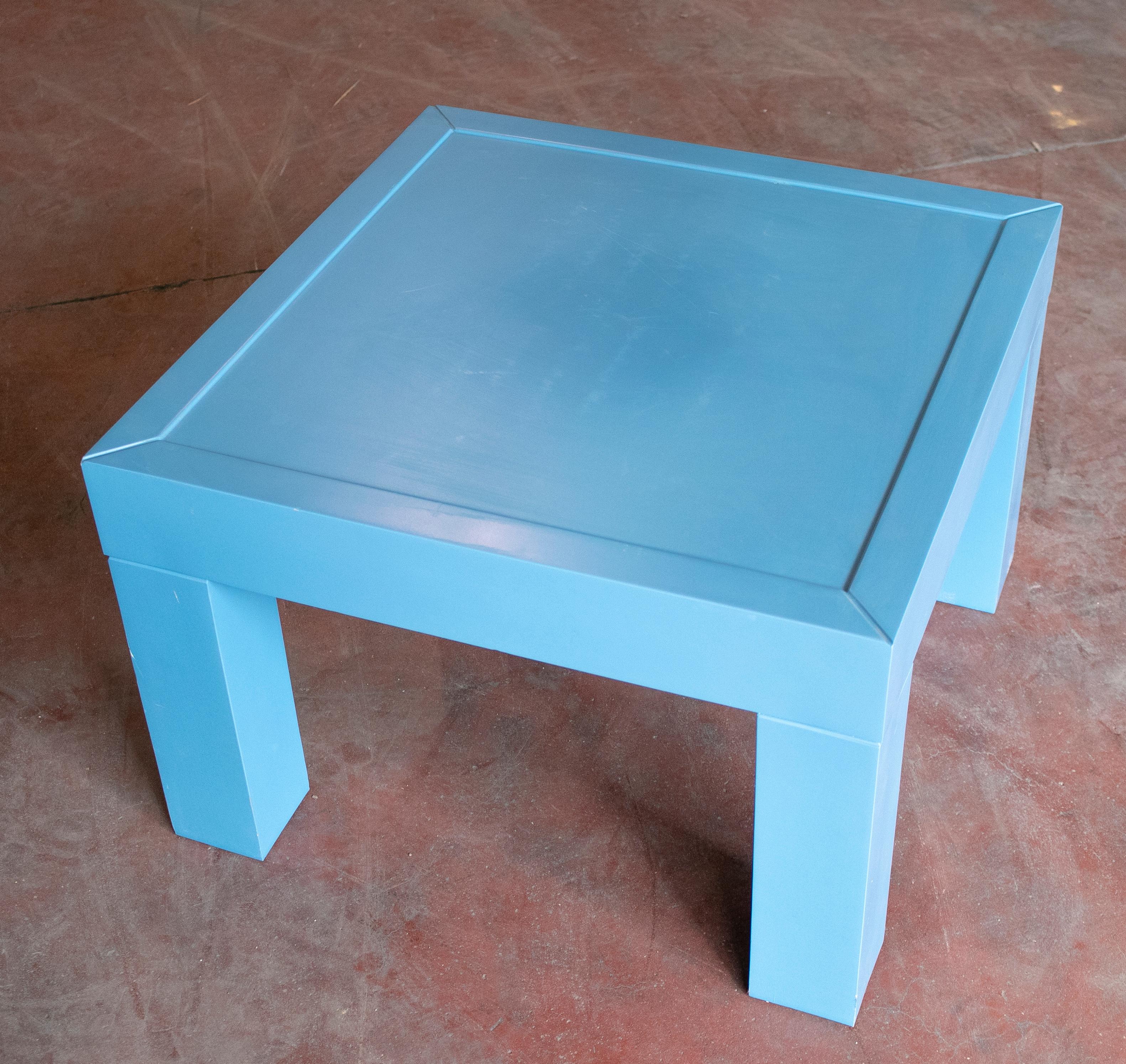1980s Pair of Spanish Lacquered Wooden Side Tables In Good Condition For Sale In Marbella, ES