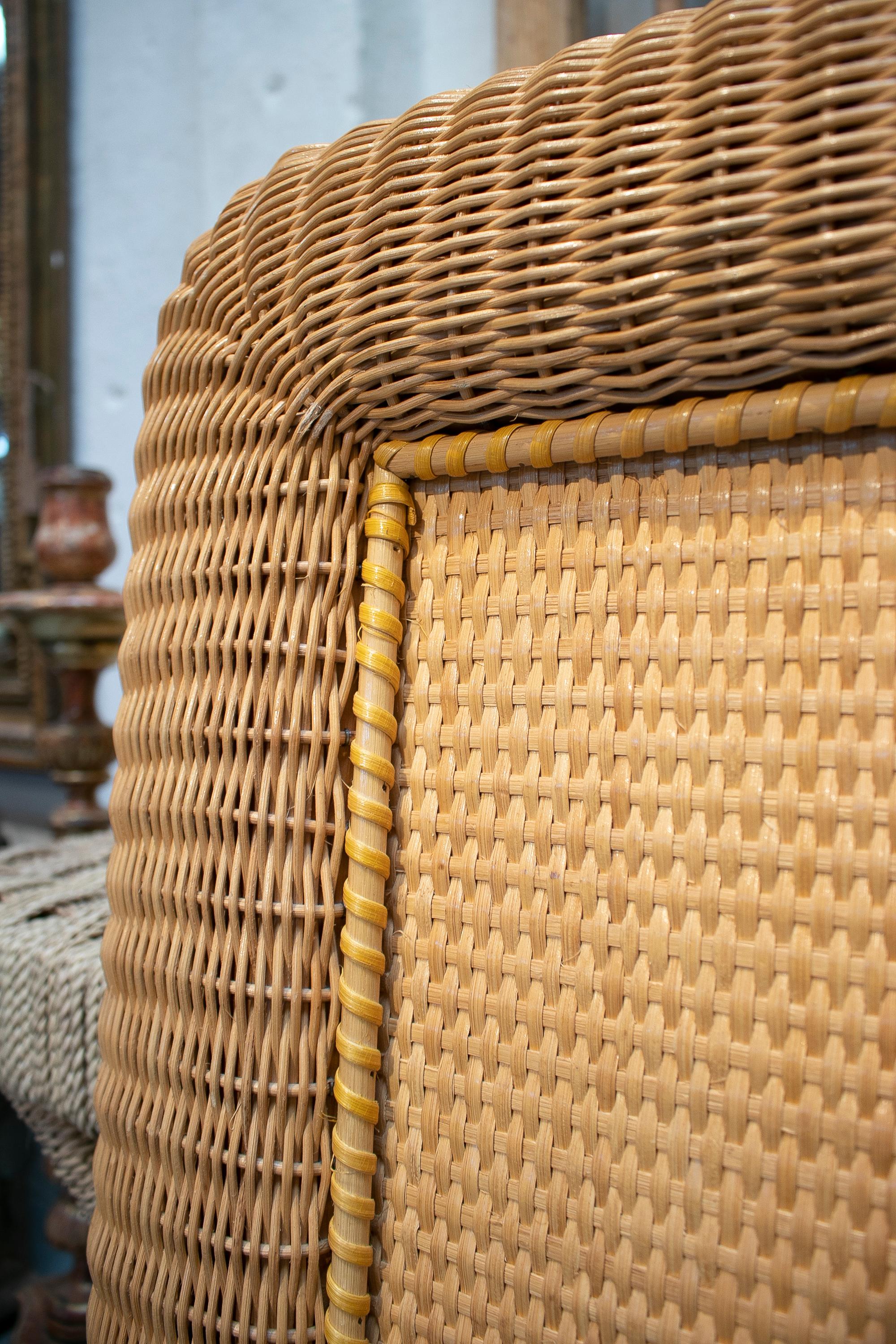 1980s Pair of Spanish Wicker Headboards For Sale 5
