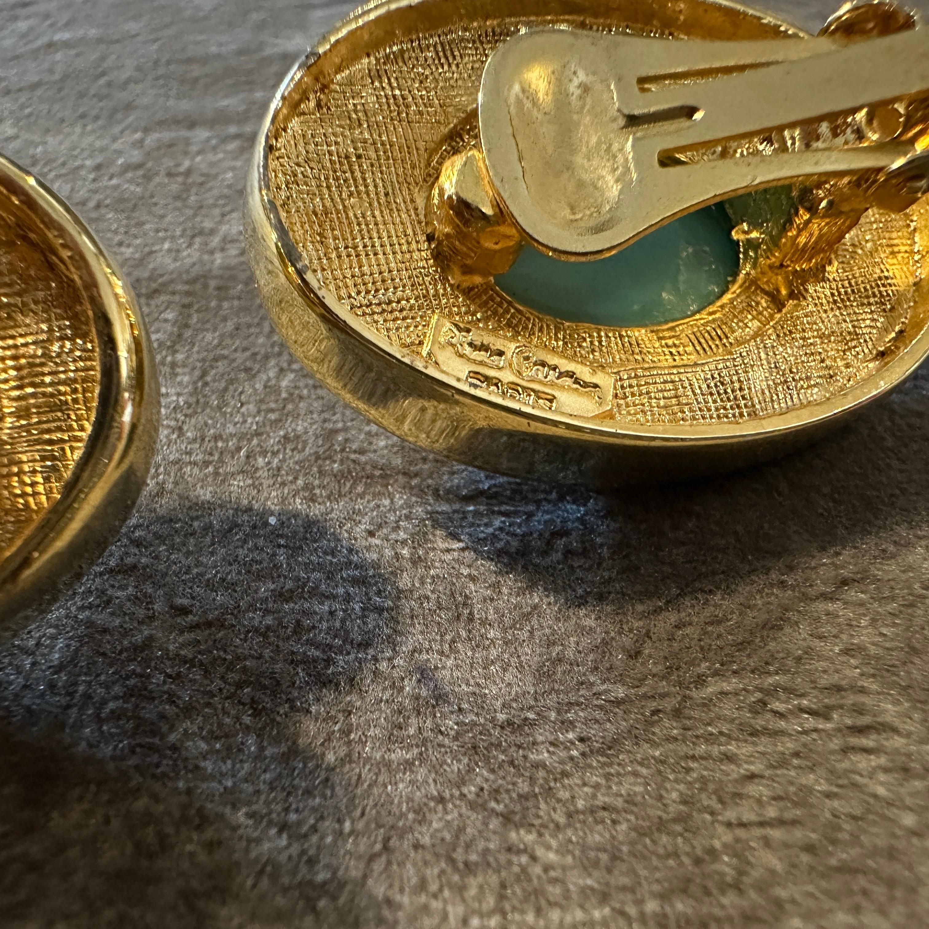 Paire de superbes boucles d'oreilles à clip de Pierre Cardin, datant des années 1980 en vente 1