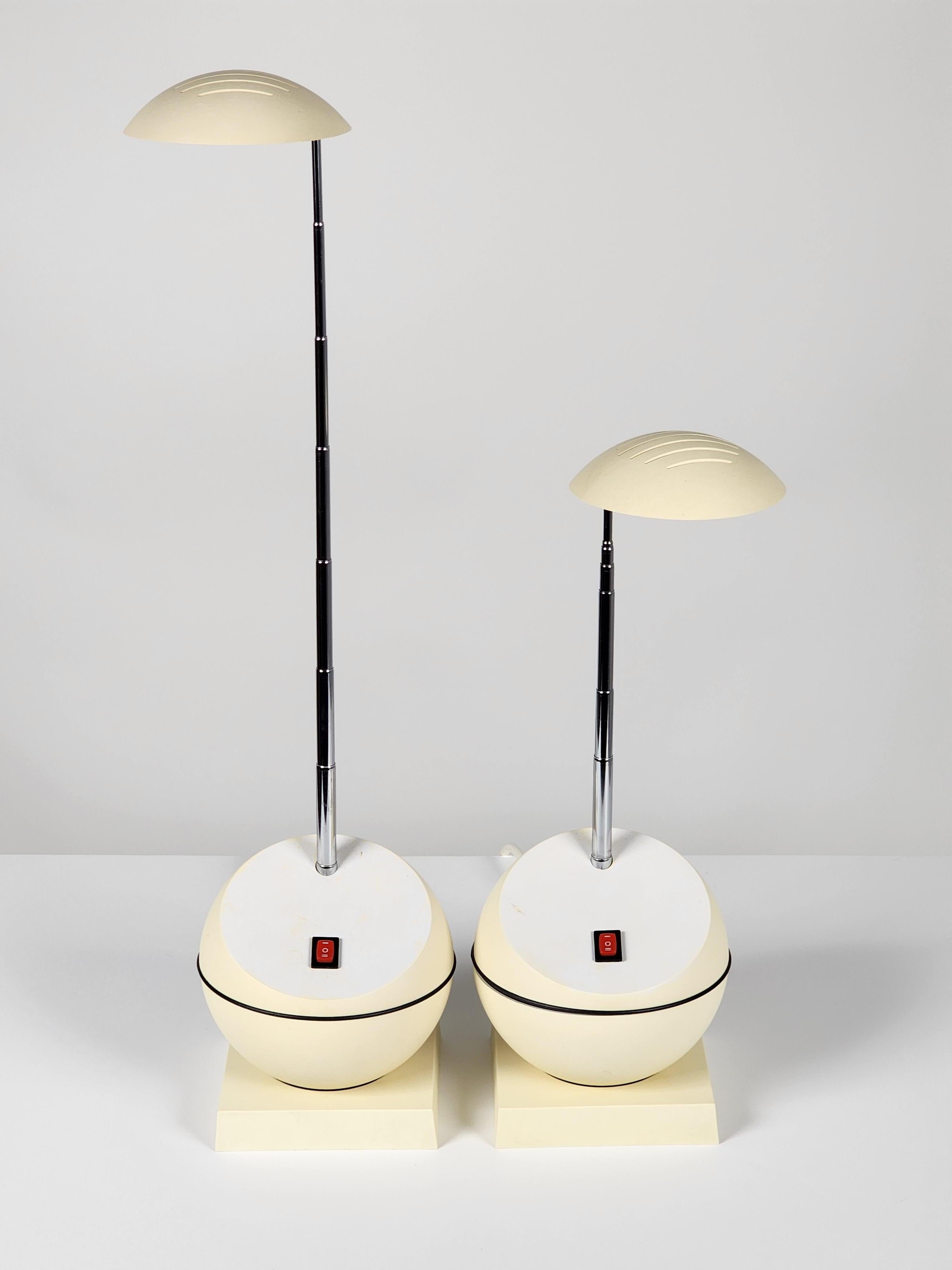 Steel 1980s Pair of Telescopic Halogen Table Lamp, Italy For Sale