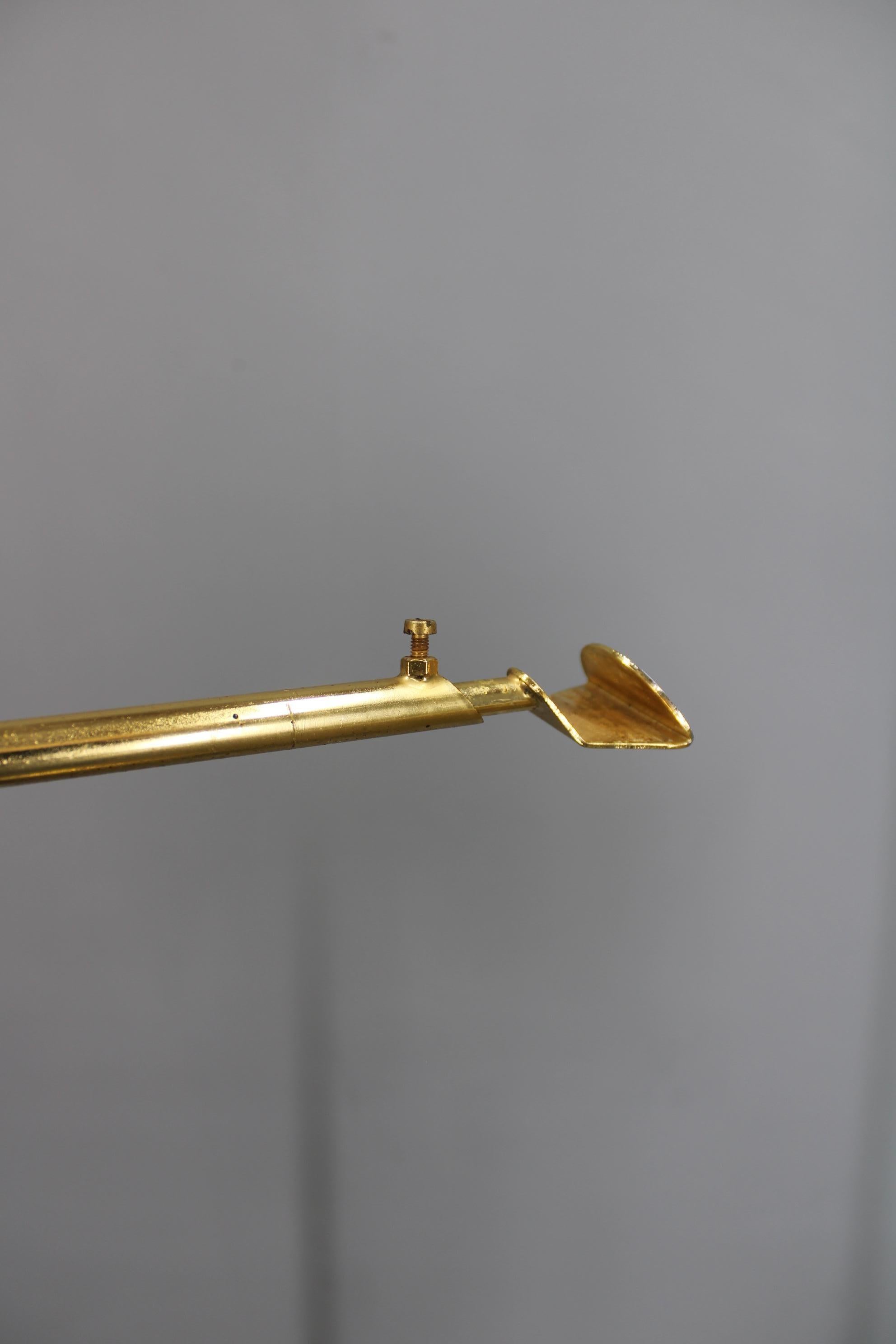Coppia di lampade da terra anni '80 di VeArt Murano con finitura in ottone, Italia in vendita 7
