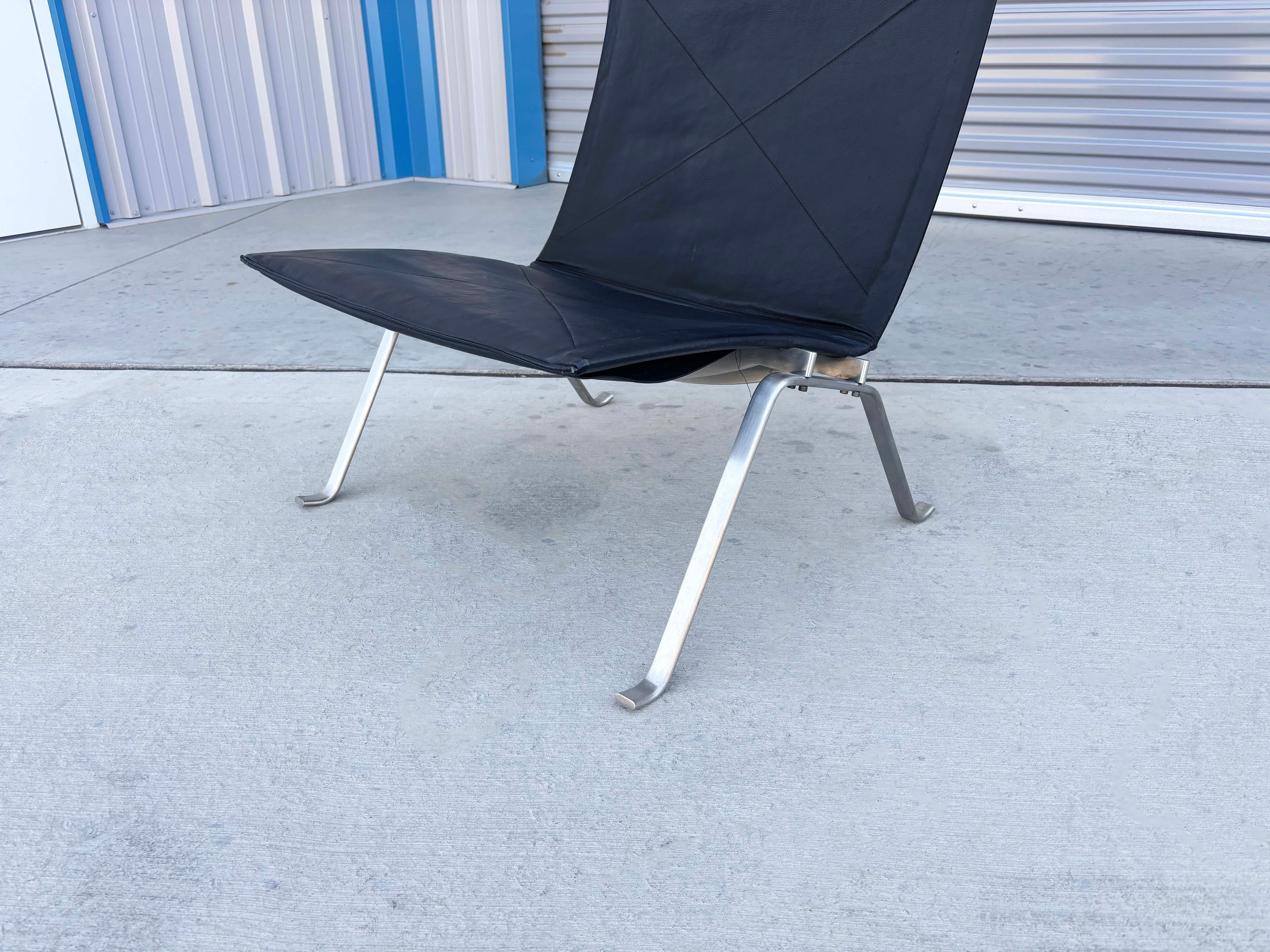 Paire de chaises longues en cuir Pk22 des années 1980, d'après Poul Kjaerholm en vente 4