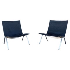1980s Pair of Vintage Pk22 Leather Lounge Chairs Styled After Poul Kjaerholm