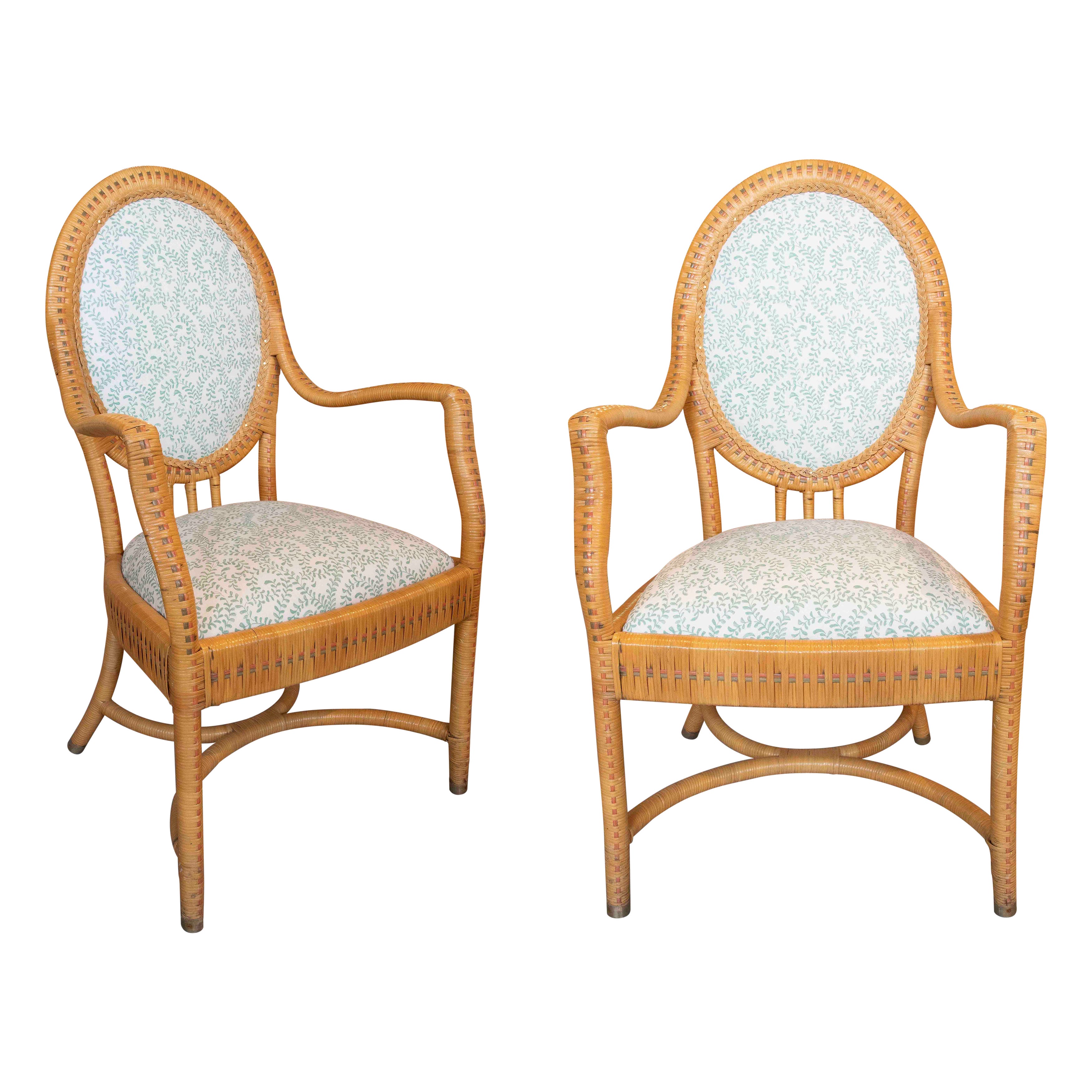 Paire de fauteuils en osier des années 1980 avec dossier ovale, style classique en vente