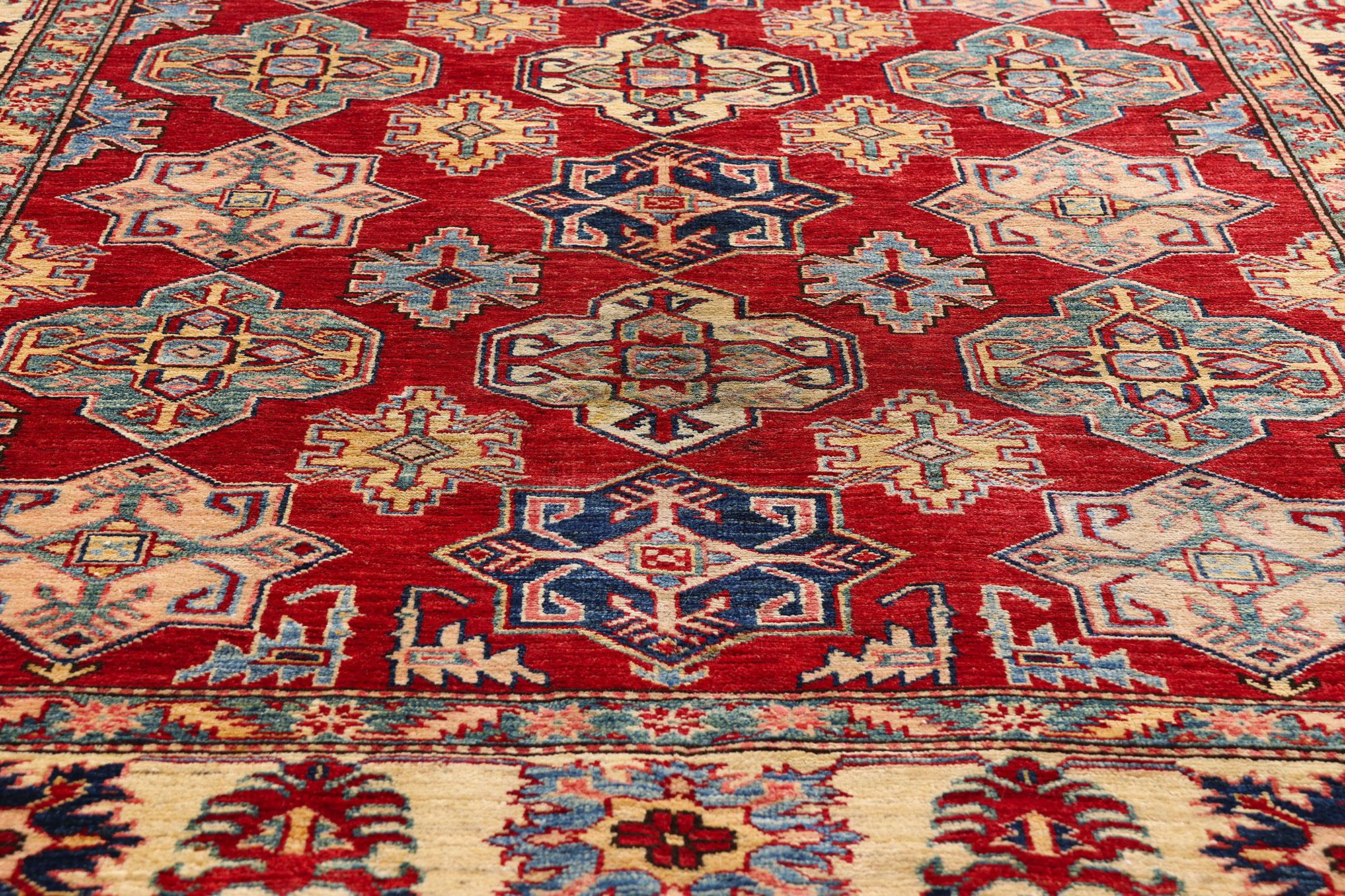 1980's Pakistani Shirvan Carpet with Modern Style in vendita 1