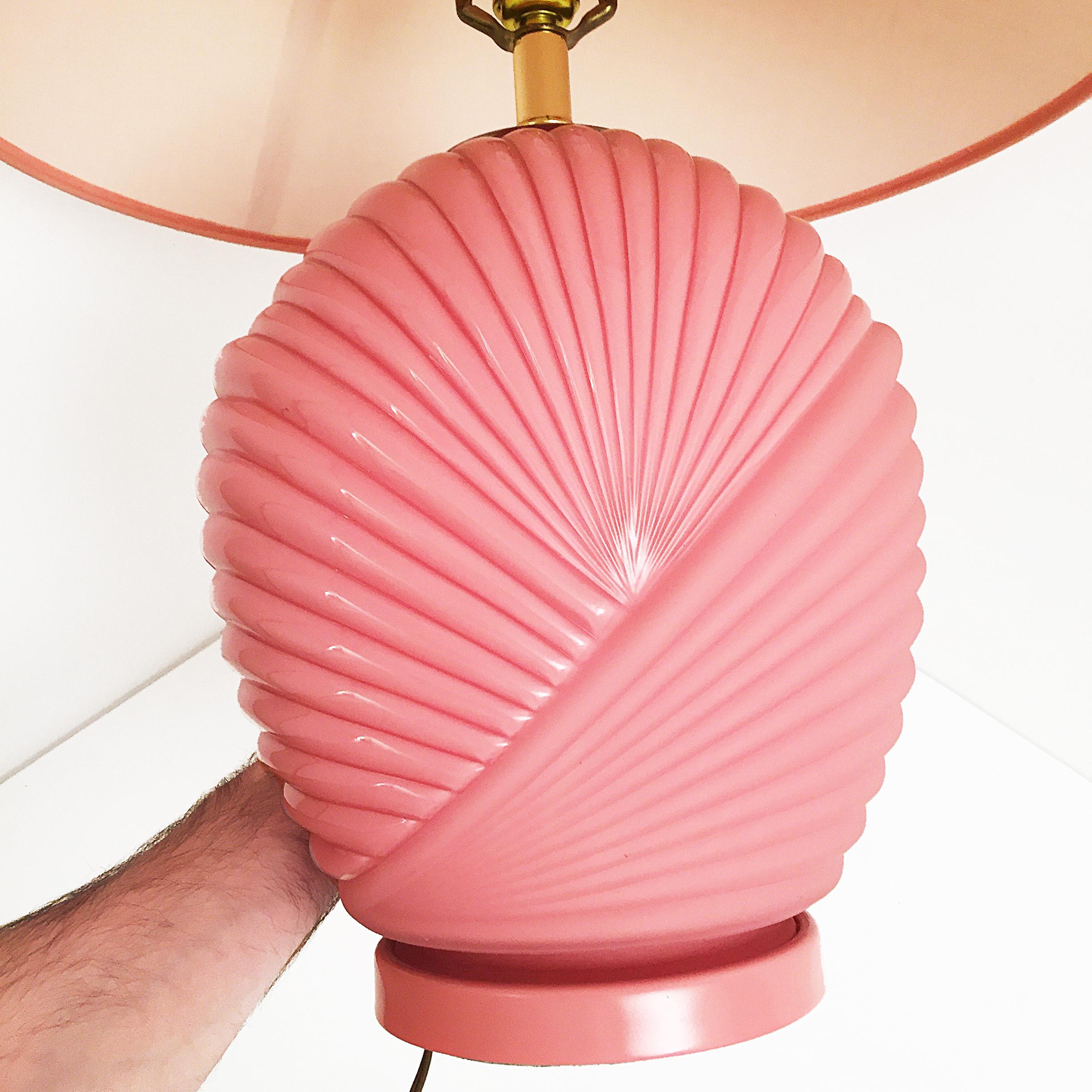 Hollywood Regency 1980s Palm Beach Pink Candy Glass Table Lamp For Sale