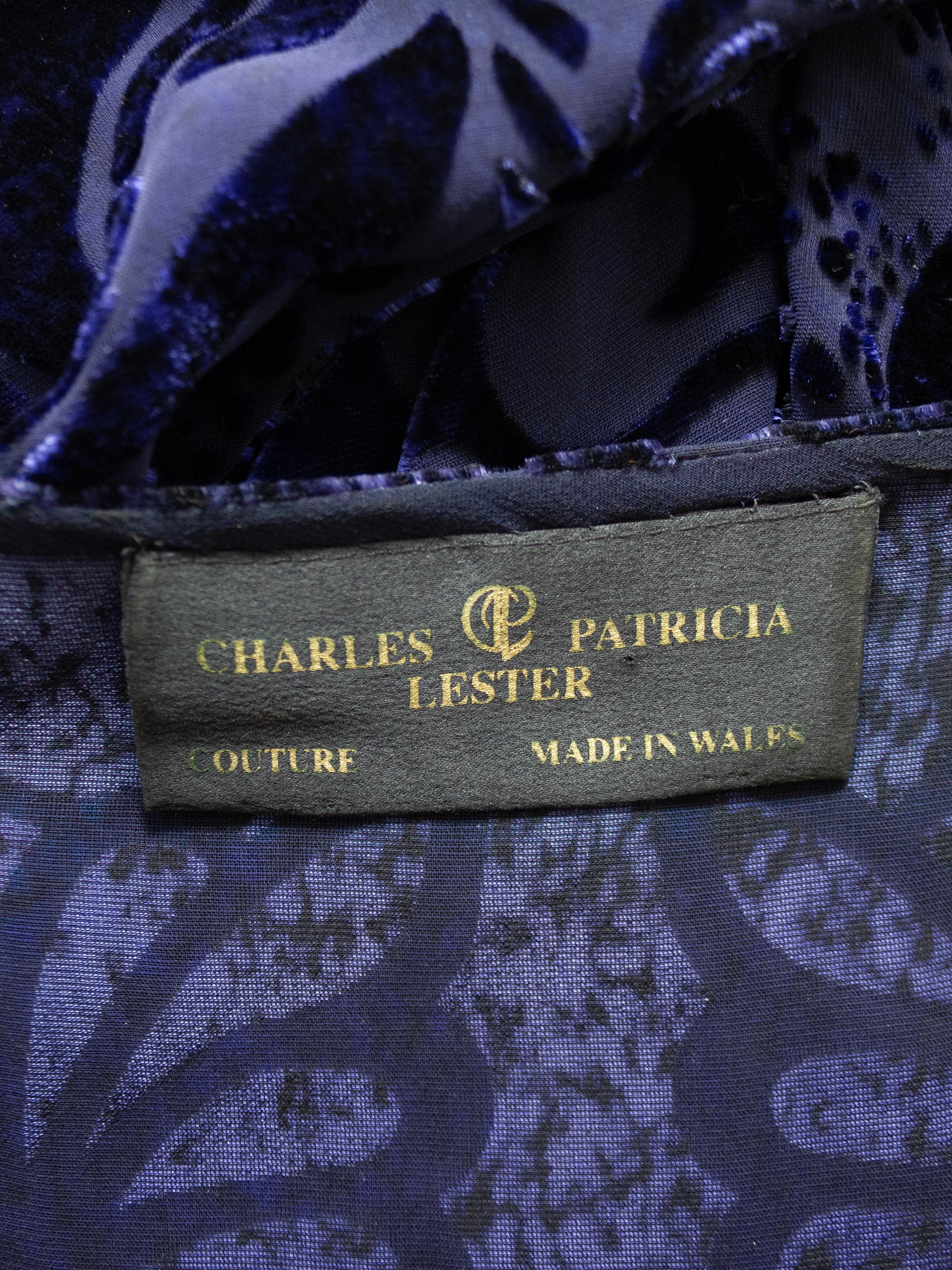 1980er Patricia und Charles Lester 'Zelda' Marineblaues Devoree Samtkleid aus Devoree im Angebot 2