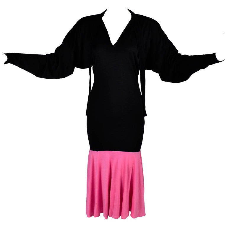 1980s Patrick Kelly Dress in Pink & Black Color Block Jersey Flounce Ruffle In Excellent Condition For Sale In Portland, OR