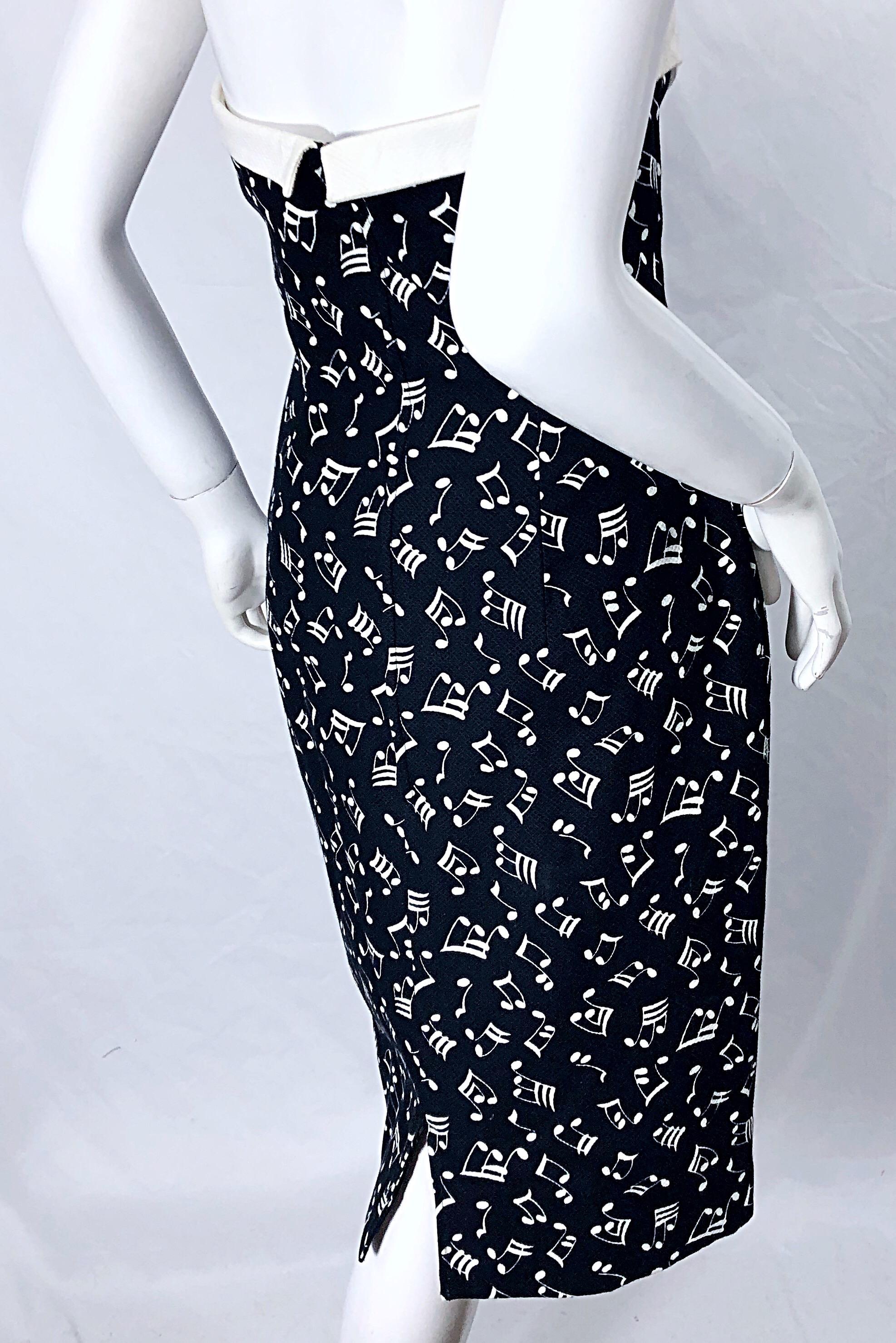 1980er Patrick Kelly Größe 10 trägerloses Kleid mit schwarzem und weißem Musikdruck im Angebot 5