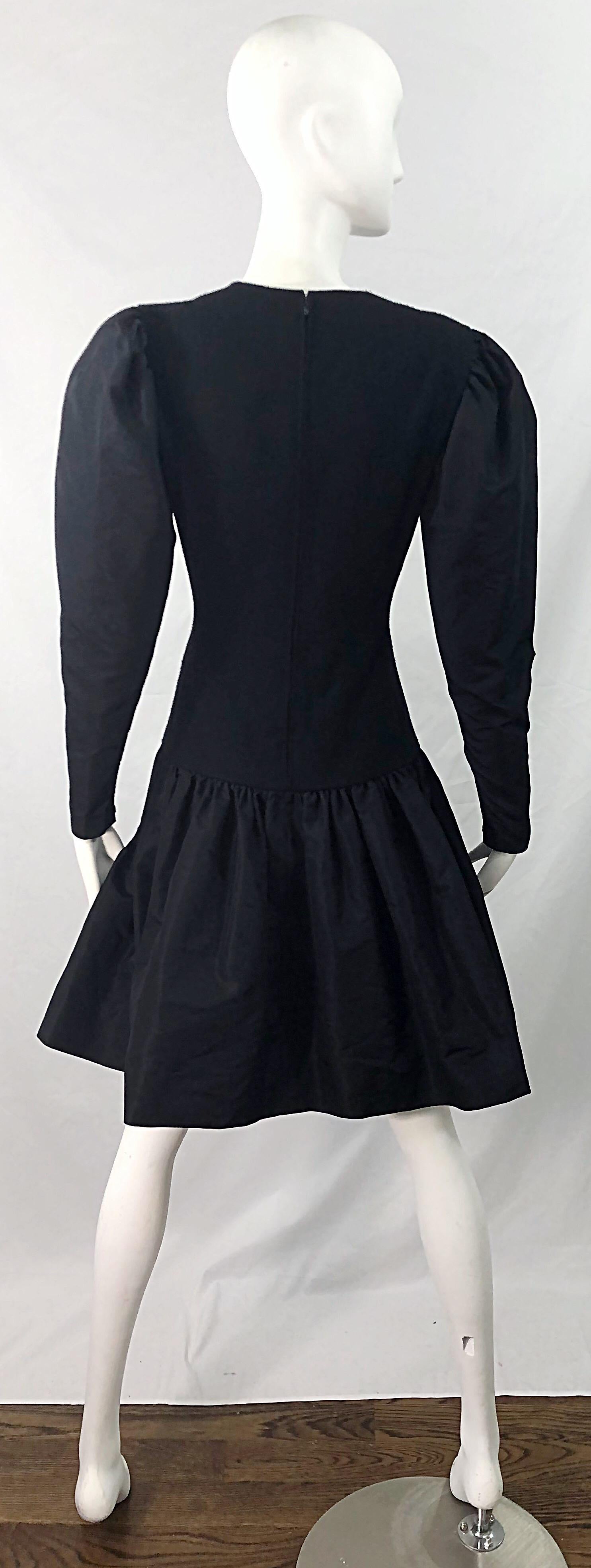 1980s Pauline Trigere Black Wool Silk Taffeta Avant Garde Vintage 80s Dress For Sale 4