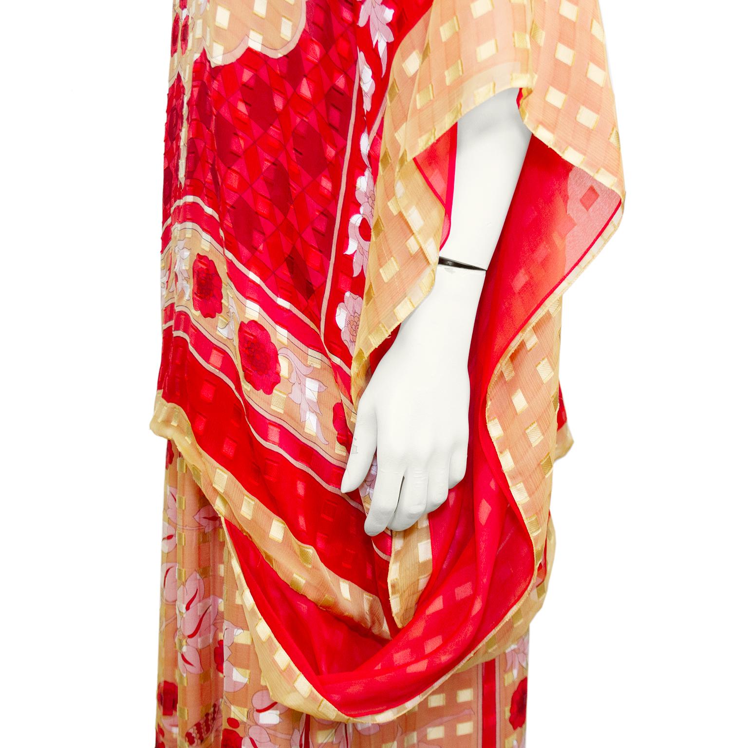 1980s Pauline Trigère Red and Gold Print Silk Ensemble  For Sale 1