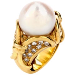 Anello cocktail con perle e diamanti in oro giallo 18 carati degli anni '80