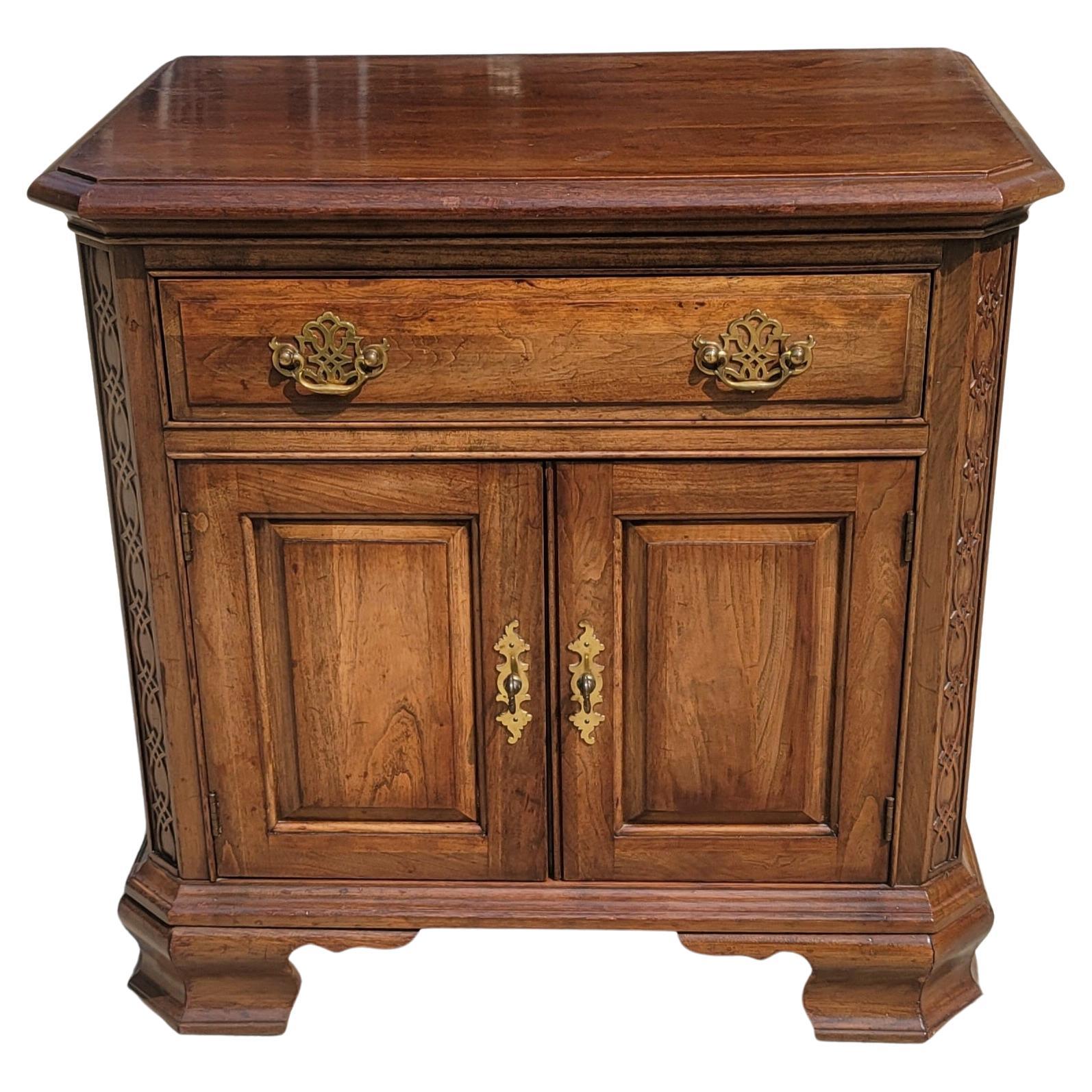 1980s Pennsylvania House Solid Fretwork Cherry Bedside Table Nighstand For Sale