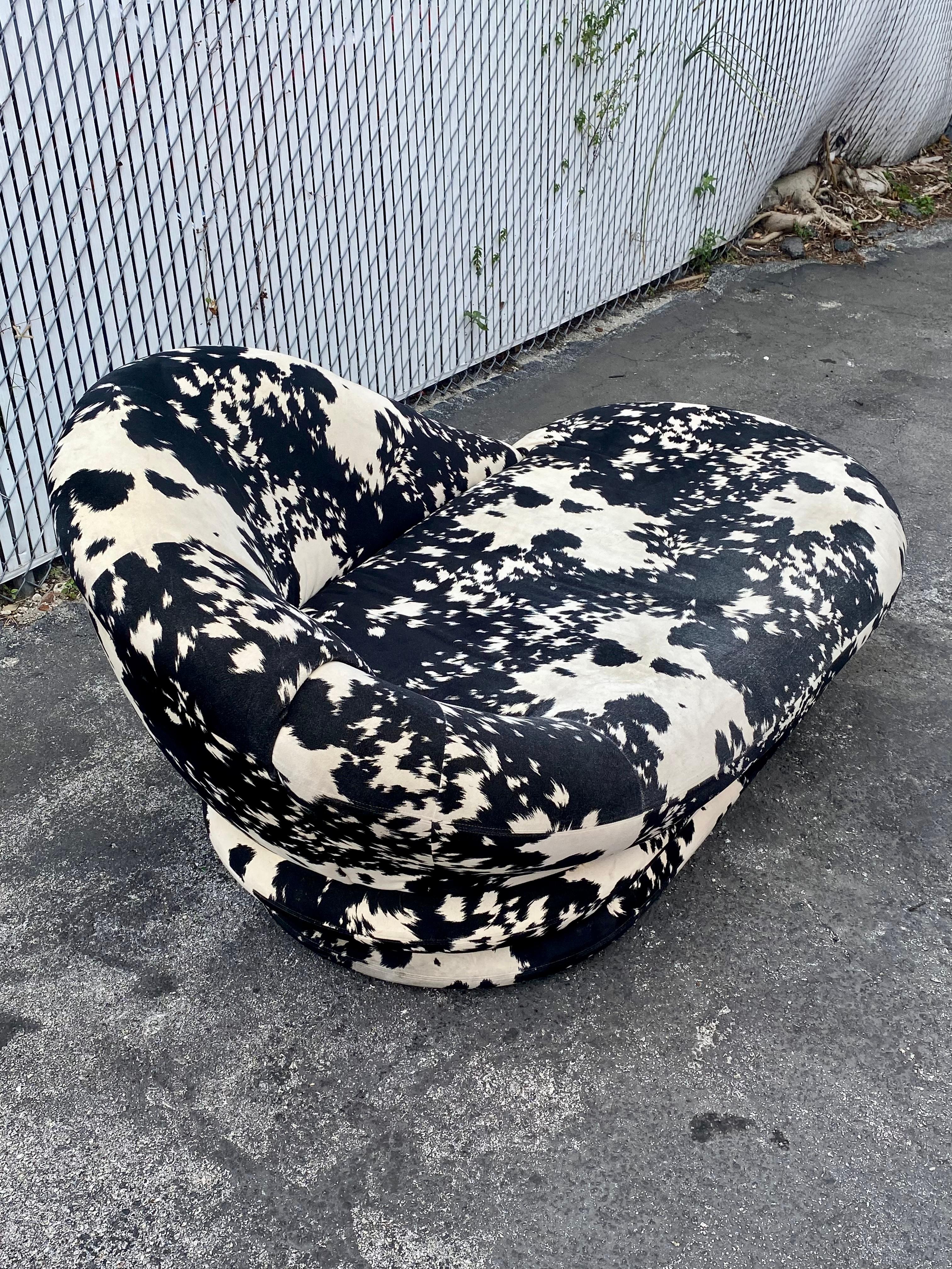 1980s Petite Cow Print Cloud Chaise Lounge  In Good Condition For Sale In Fort Lauderdale, FL