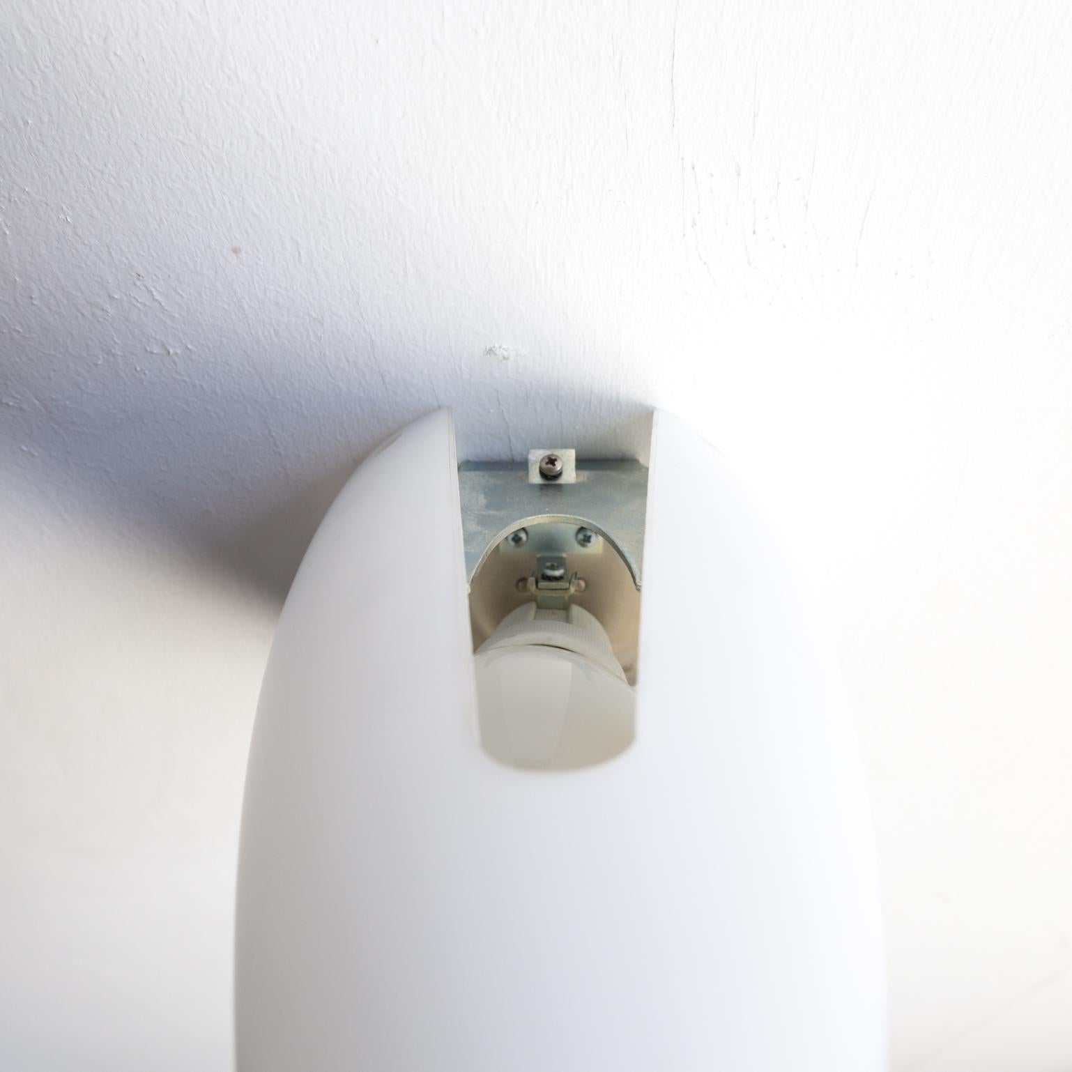 1980s Philippe Starck ‘Luci Fair’ Wall Lamp for Flos, Set of 2 For Sale 2