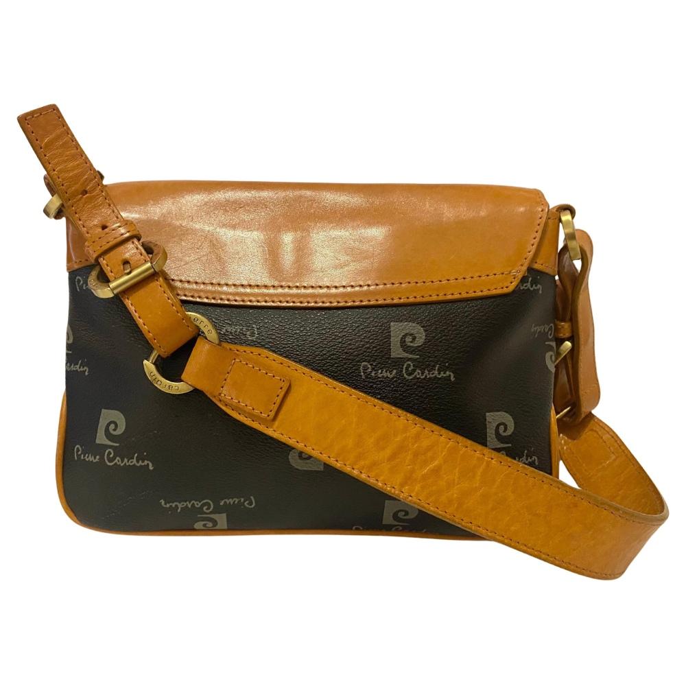 1980s Pierre Cardin Black Tan Logo Flap Shoulder Bag For Sale 6