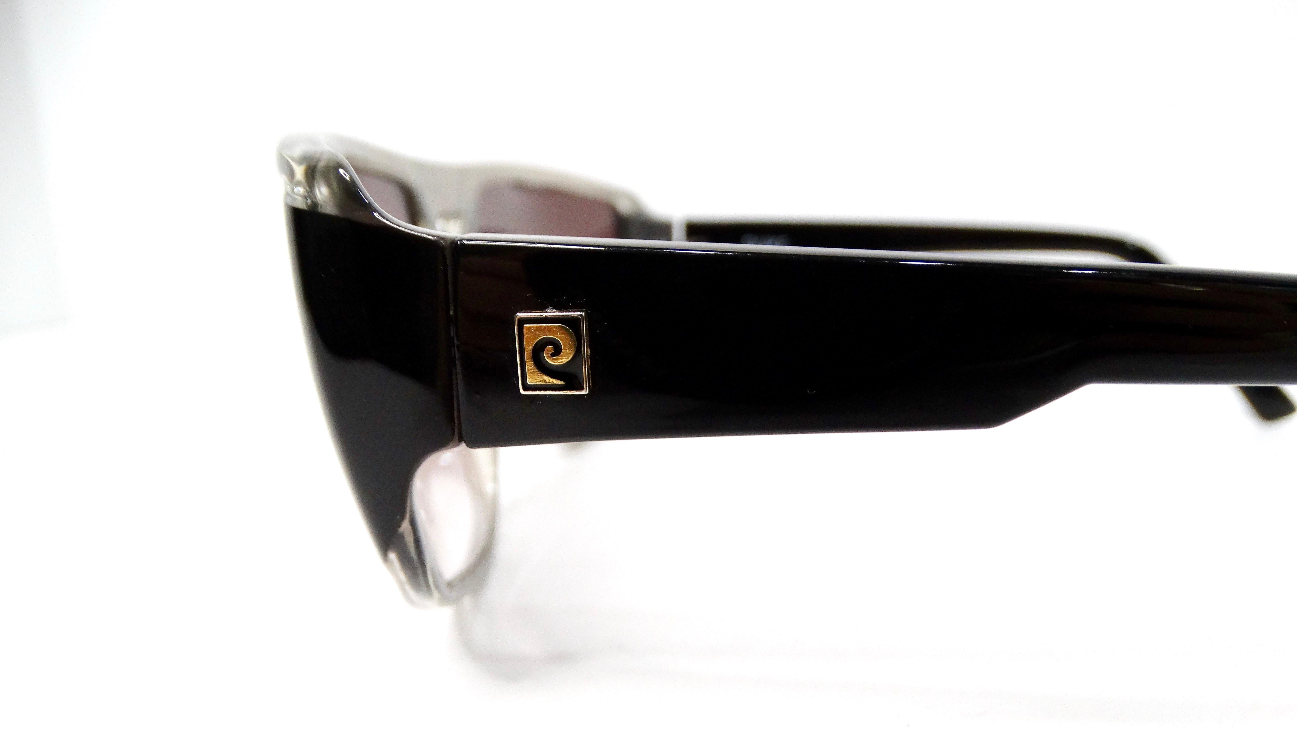 Noir Lunettes de soleil aviateur Pierre Cardin des années 1980, monture grise et noire, verres dégradés en vente