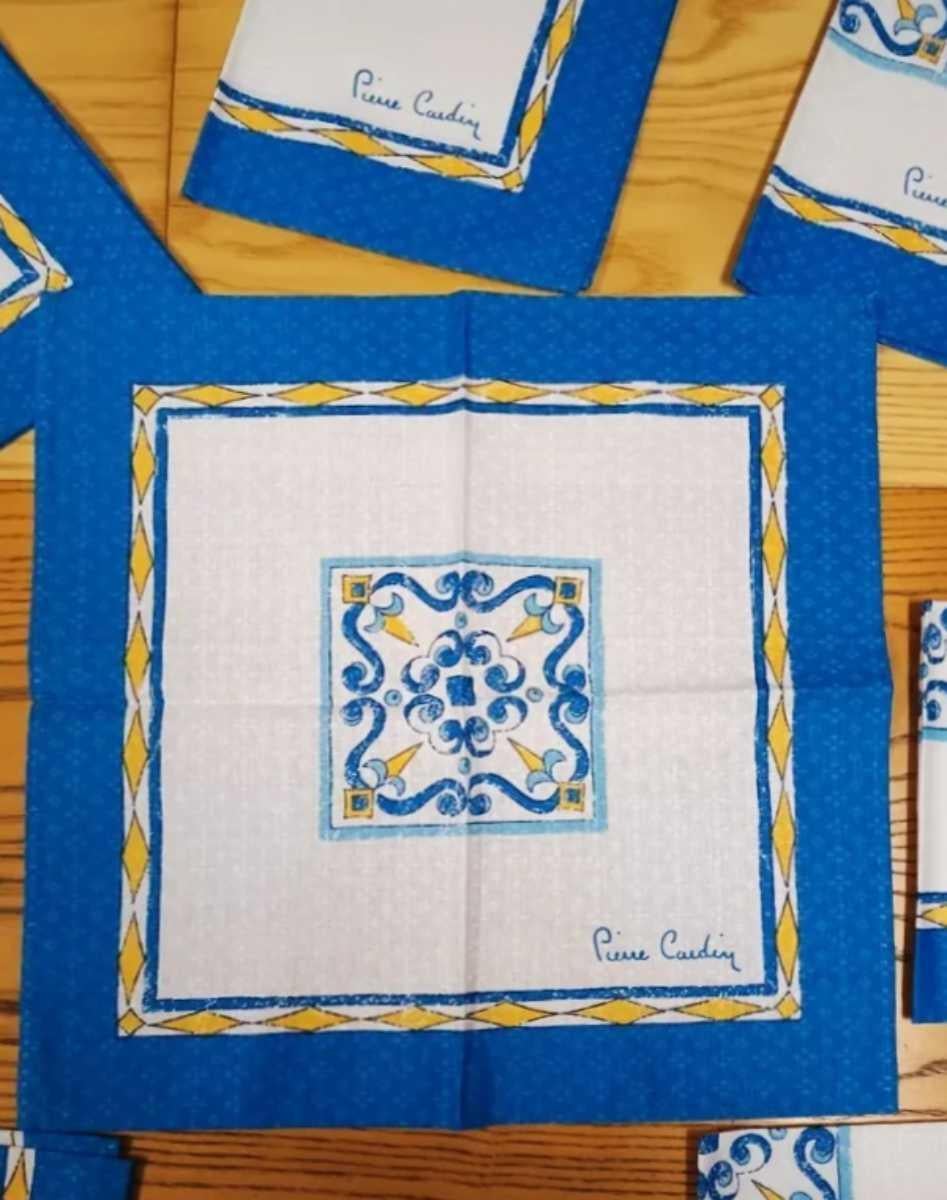 Set di 6 tovaglioli con stampa maiolica anni '80 di Pierre Cardin In condizioni buone in vendita a London, GB