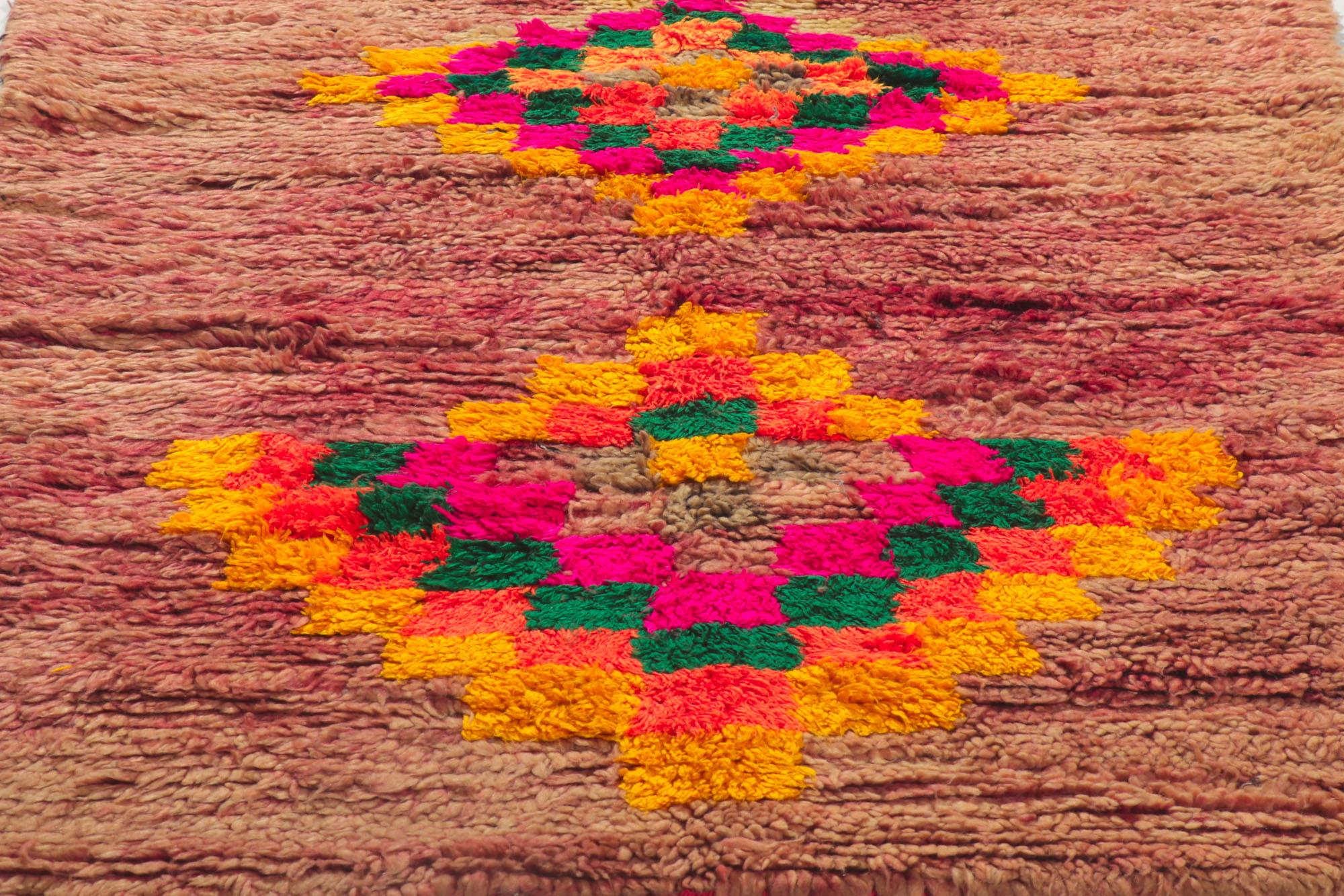 Alfombra Marroquí Boujad Rosa de 1980 con Estilo Moderno, Berber Tribes of Morocco en Bueno estado para la venta en Dallas, TX