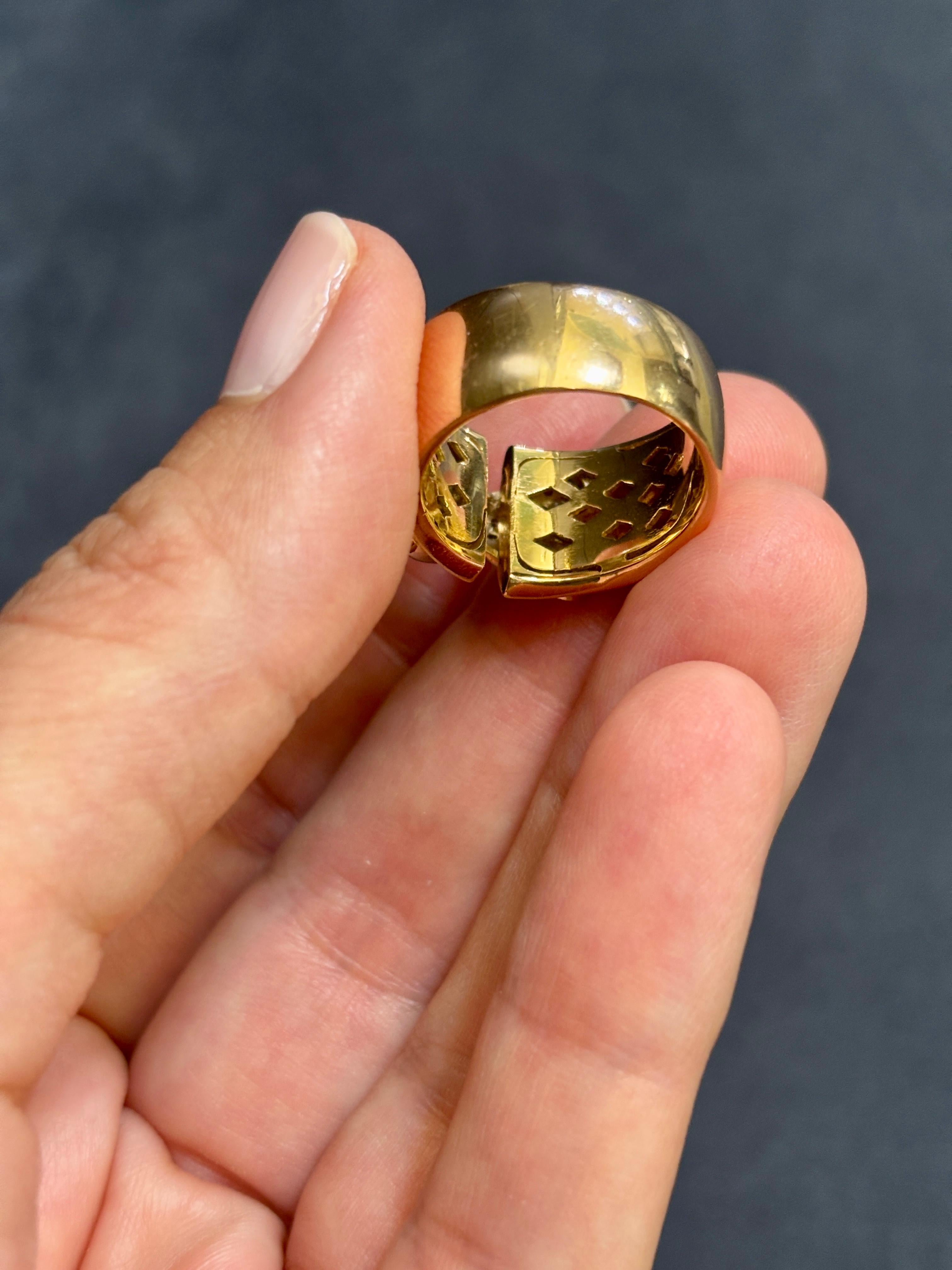 Bague en or rose des années 1980 avec une croix en diamant Bon état - En vente à London, GB