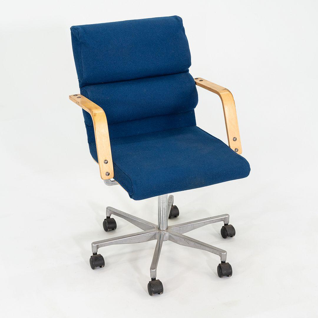 Steel 1980s Plaano Chair by Yrjo Kukkapuro for Avarte in Birch with Blue Fabric For Sale