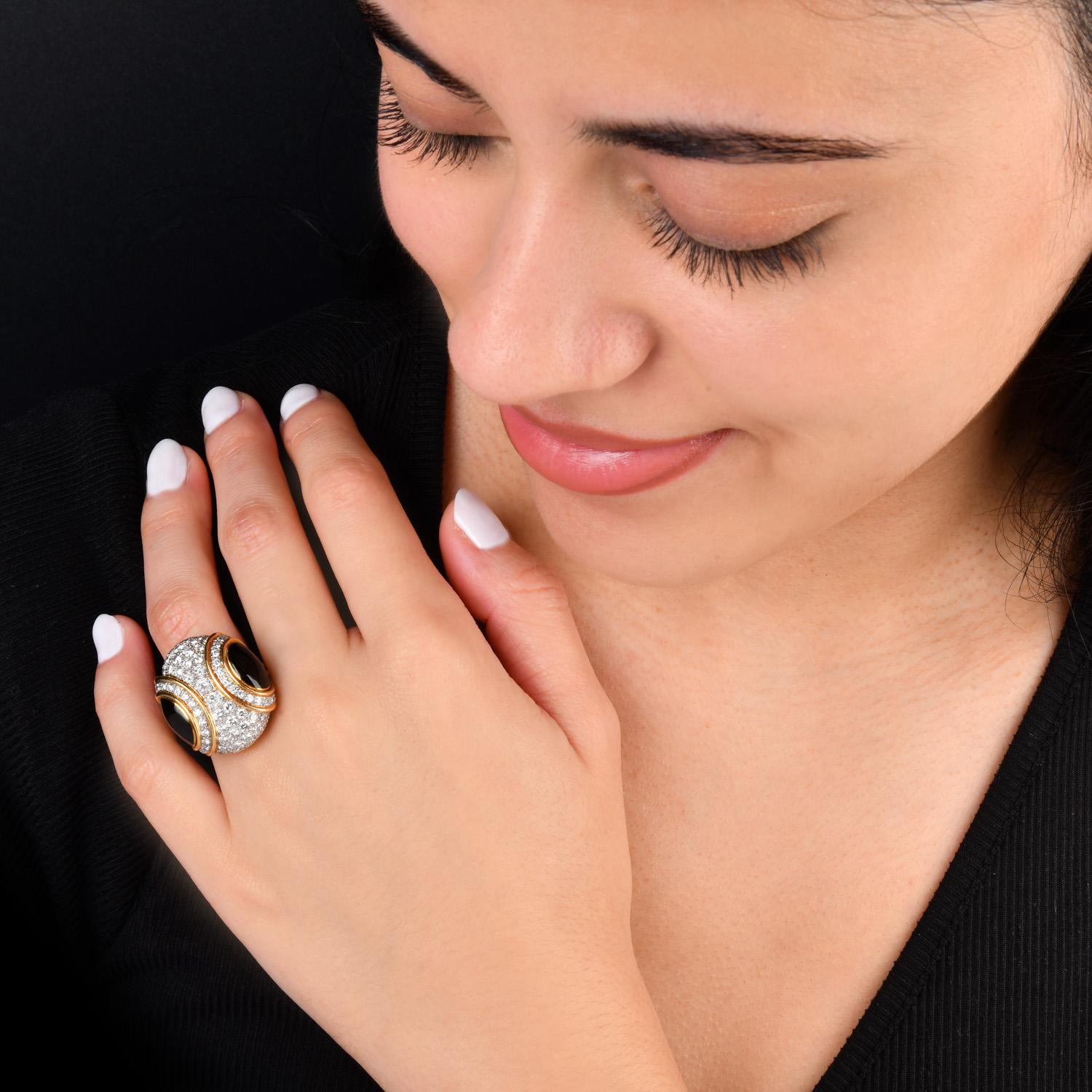 1980s  Platinum 18k Gold Black Jade & Diamond Dome Cocktail Ring For Sale 5
