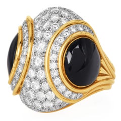 1980s Bague cocktail dôme en jade noir et diamants en platine et or 18k