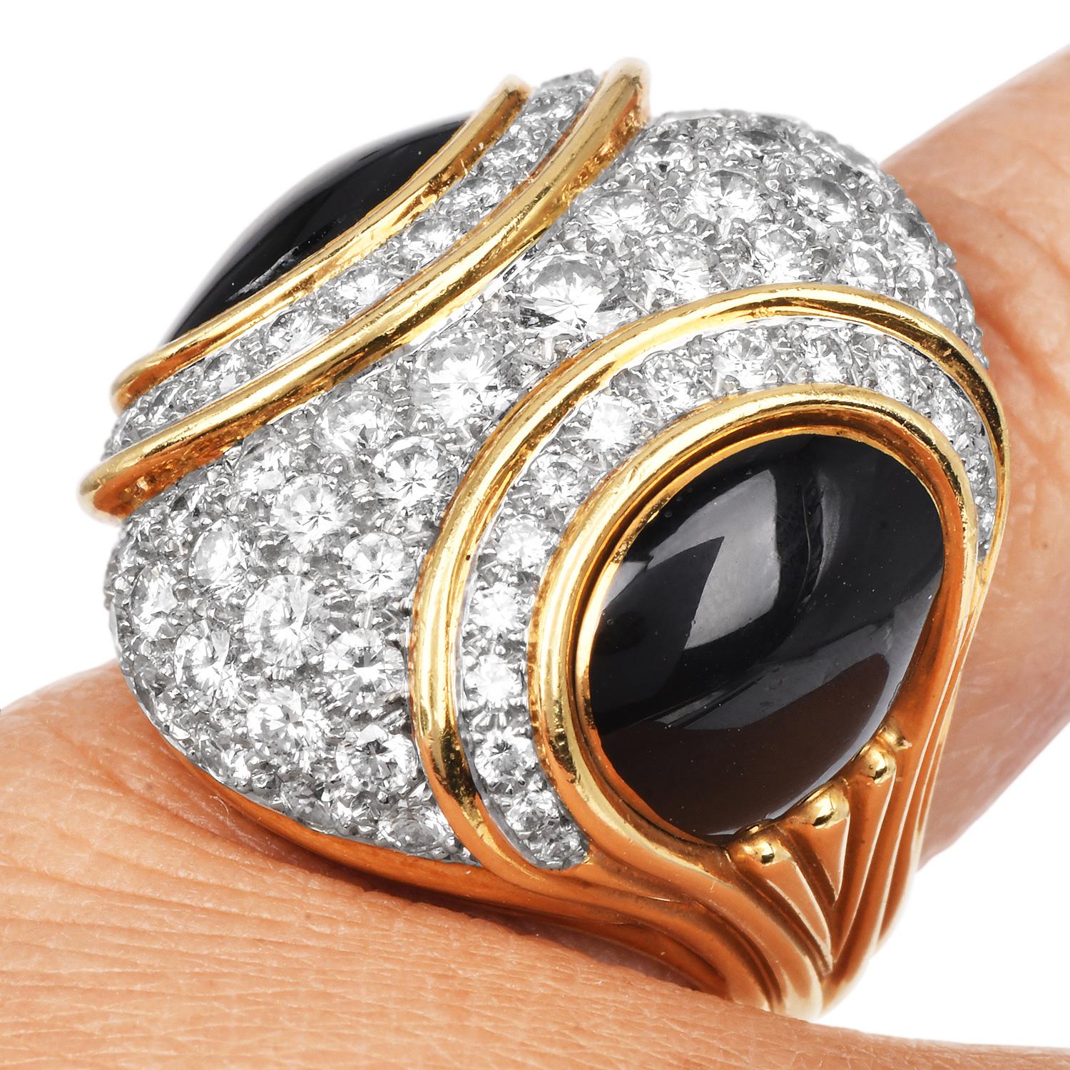 1980s  Platinum 18k Gold Black Jade & Diamond Dome Cocktail Ring For Sale 3
